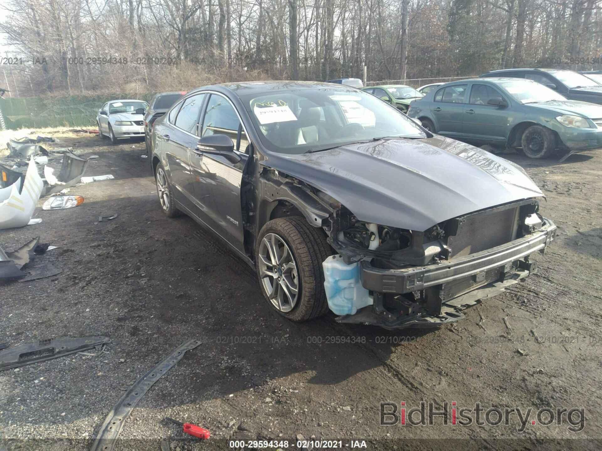 Photo 3FA6P0RU5KR243159 - FORD FUSION HYBRID 2019