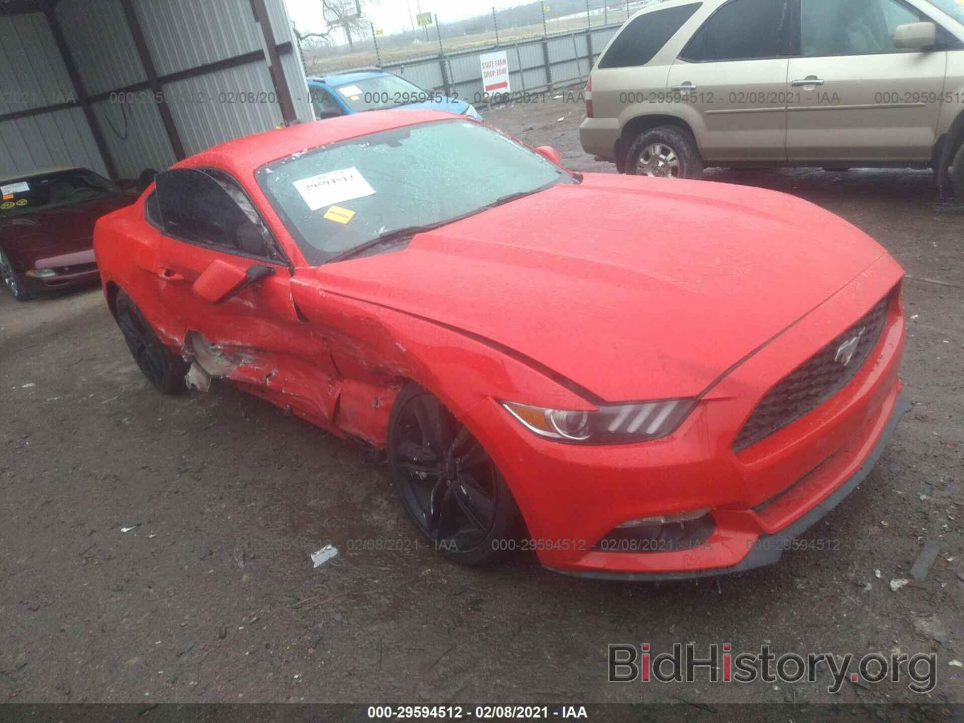 Photo 1FA6P8TH9H5215032 - FORD MUSTANG 2017