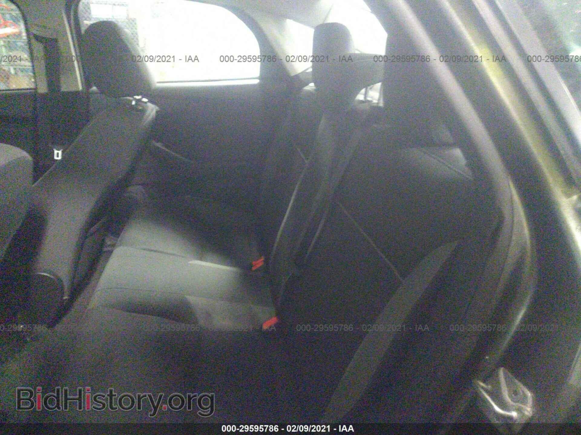 2014 FORD FOCUS - VIN: 1FADP3F22EL100670 - Фото 8