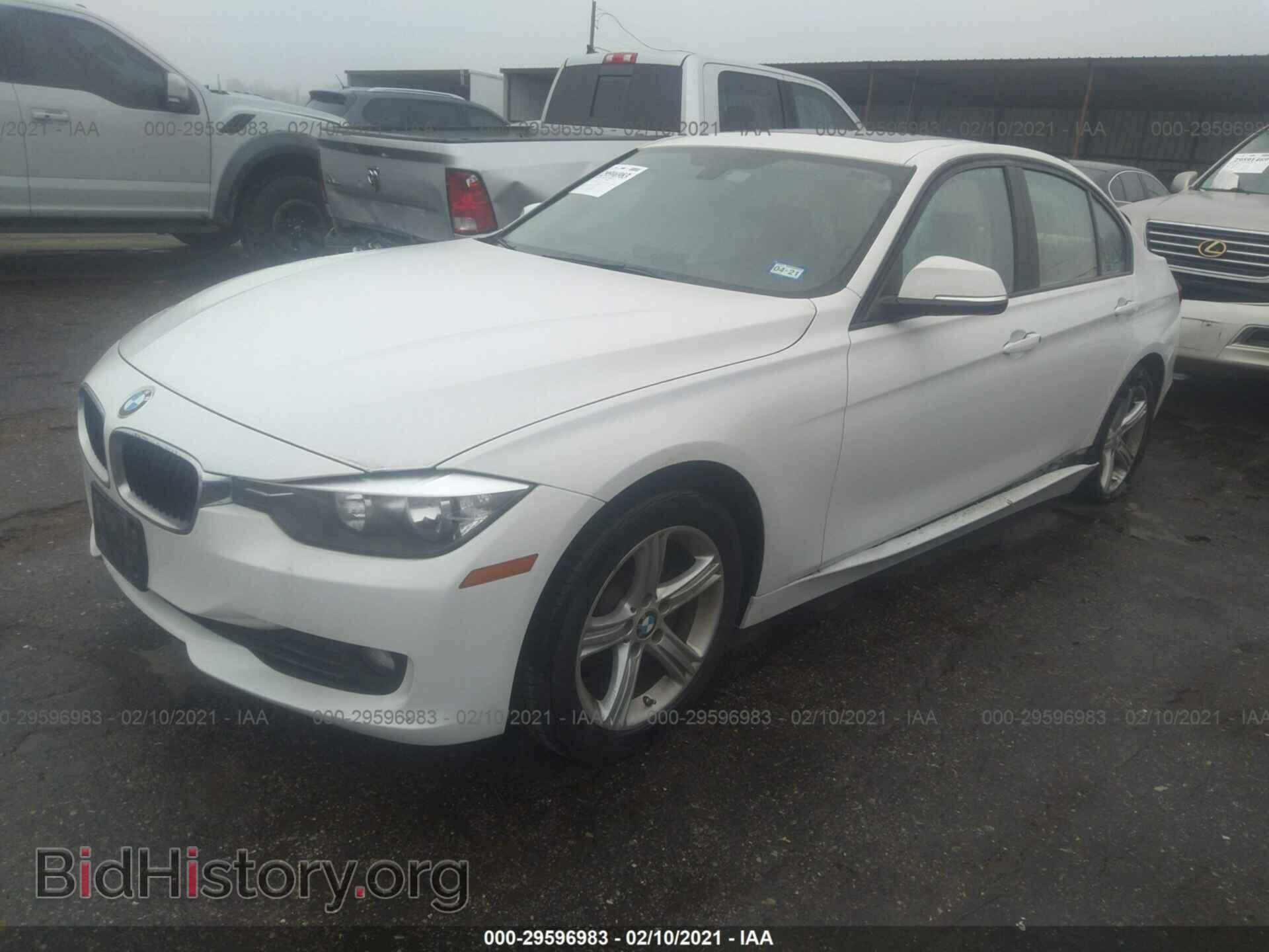 2015 BMW 3 SERIES - VIN: WBA3B1G51FNT02159 - Фото 2