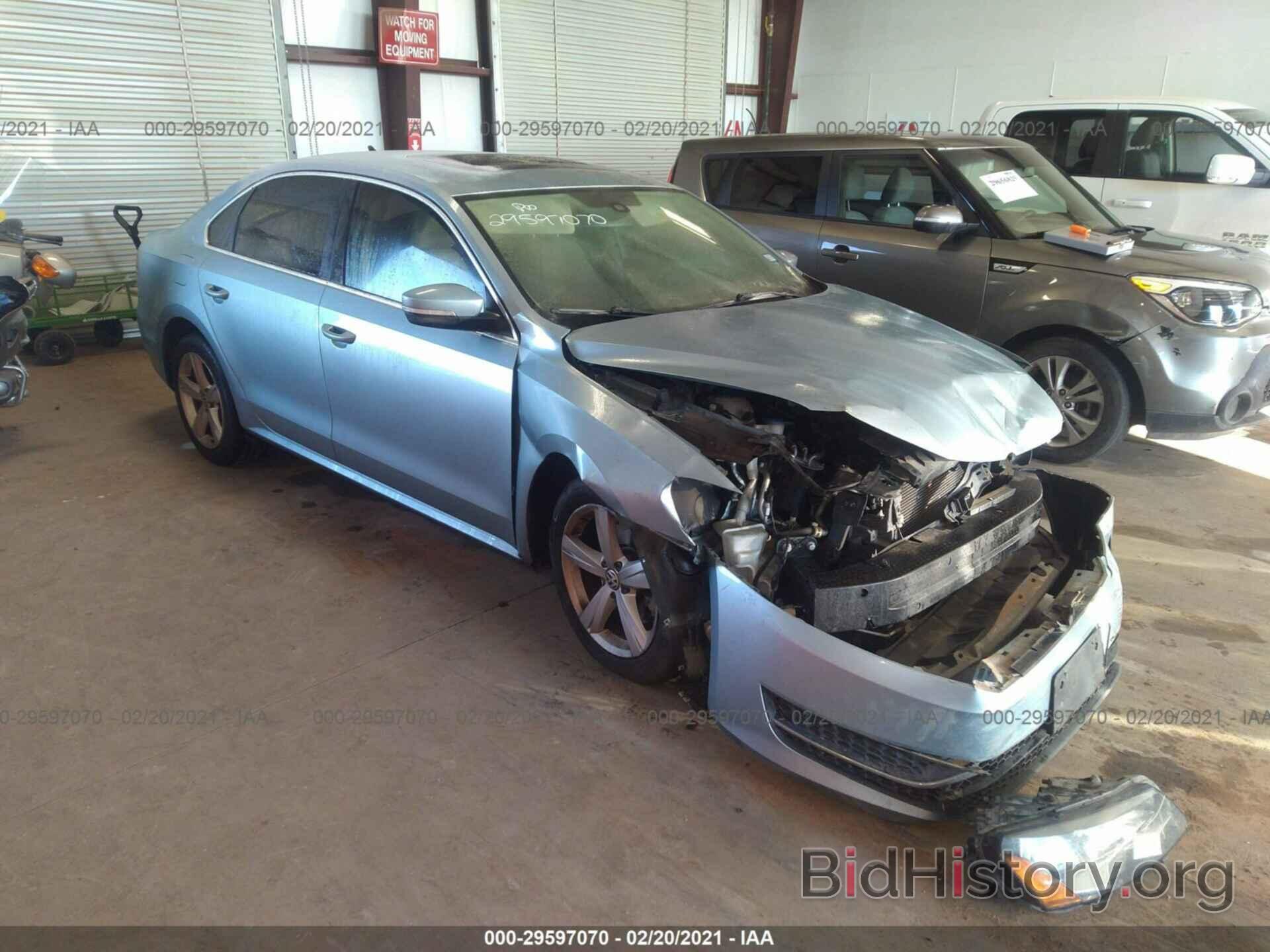 Photo 1VWBN7A37DC125560 - VOLKSWAGEN PASSAT 2013