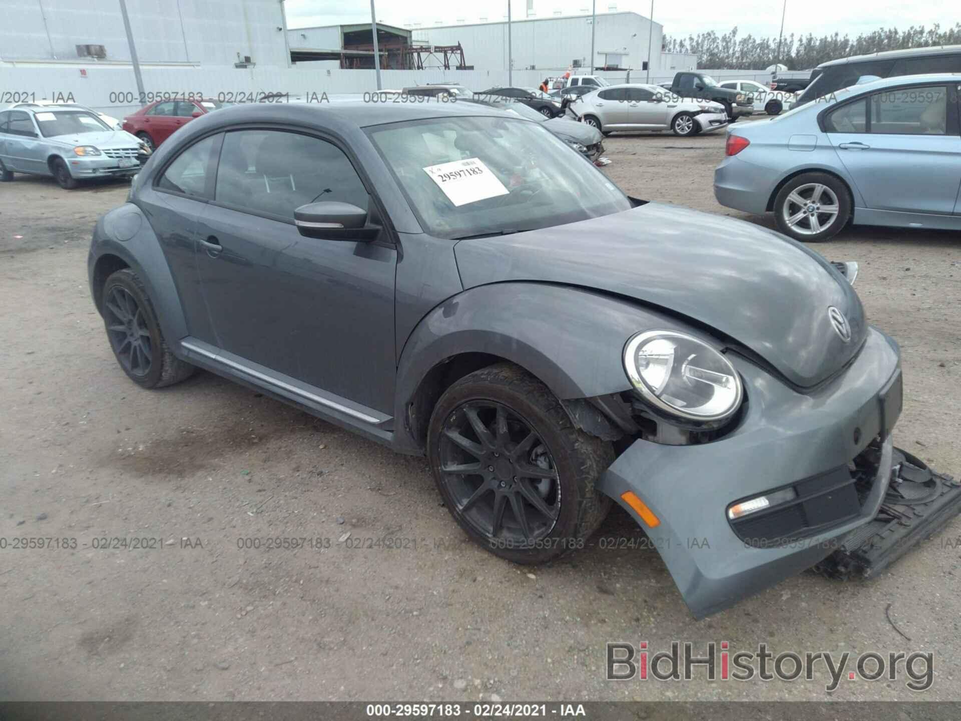 Photo 3VWJ07AT3GM617662 - VOLKSWAGEN BEETLE COUPE 2016