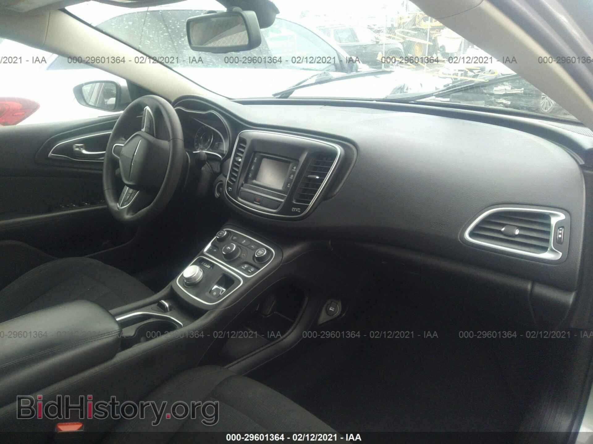 2016 CHRYSLER 200 - VIN: 1C3CCCAB0GN181110 - Фото 5