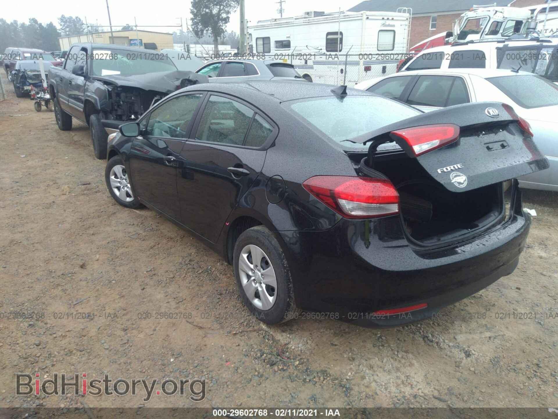 2017 KIA FORTE - VIN: 3KPFK4A79HE089416 - Фото 3