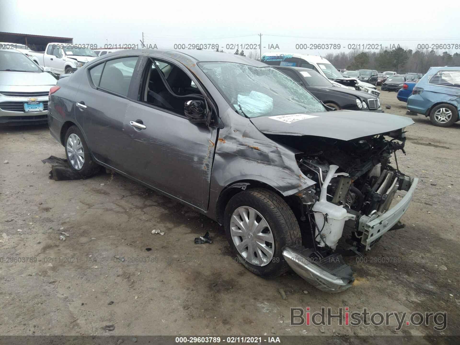 Photo 3N1CN7AP8KL848865 - NISSAN VERSA SEDAN 2019