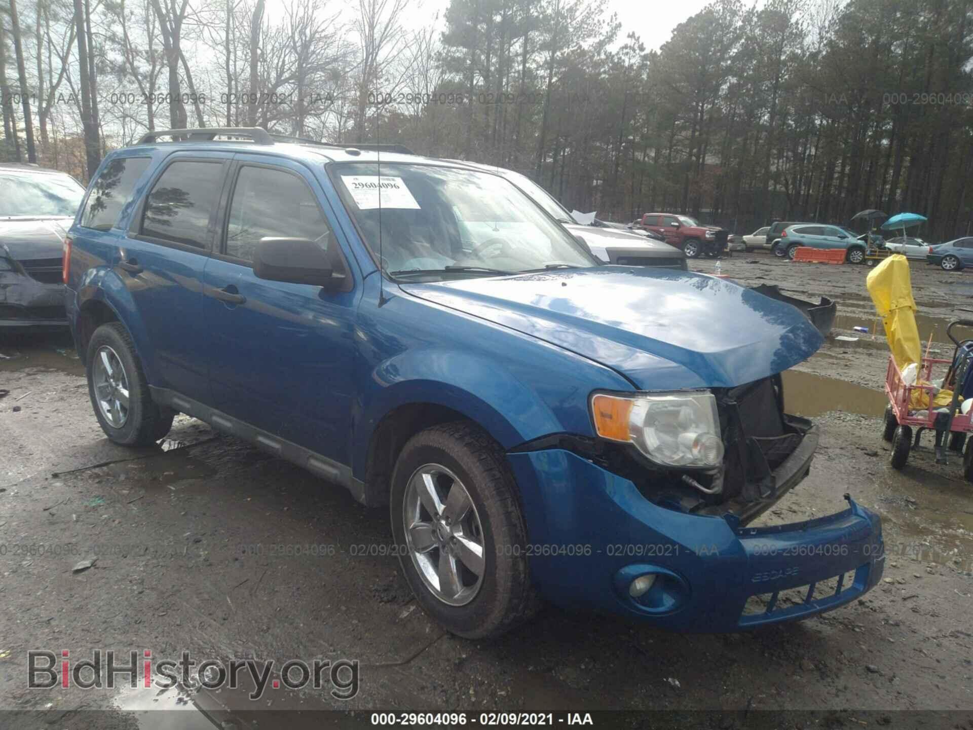 Фотография 1FMCU0D79BKC60635 - FORD ESCAPE 2011