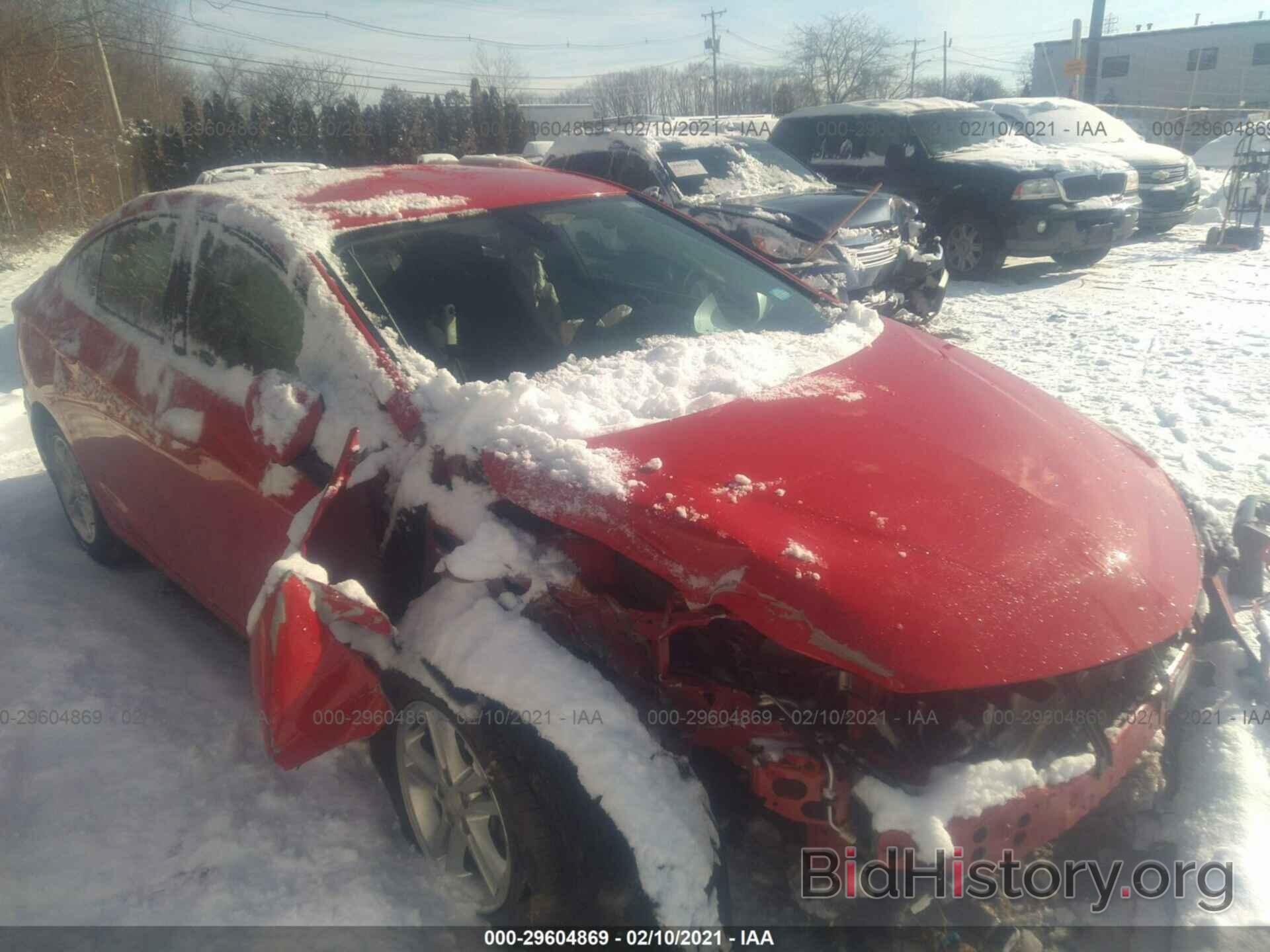 Photo 1G1BE5SM4J7165705 - CHEVROLET CRUZE 2018