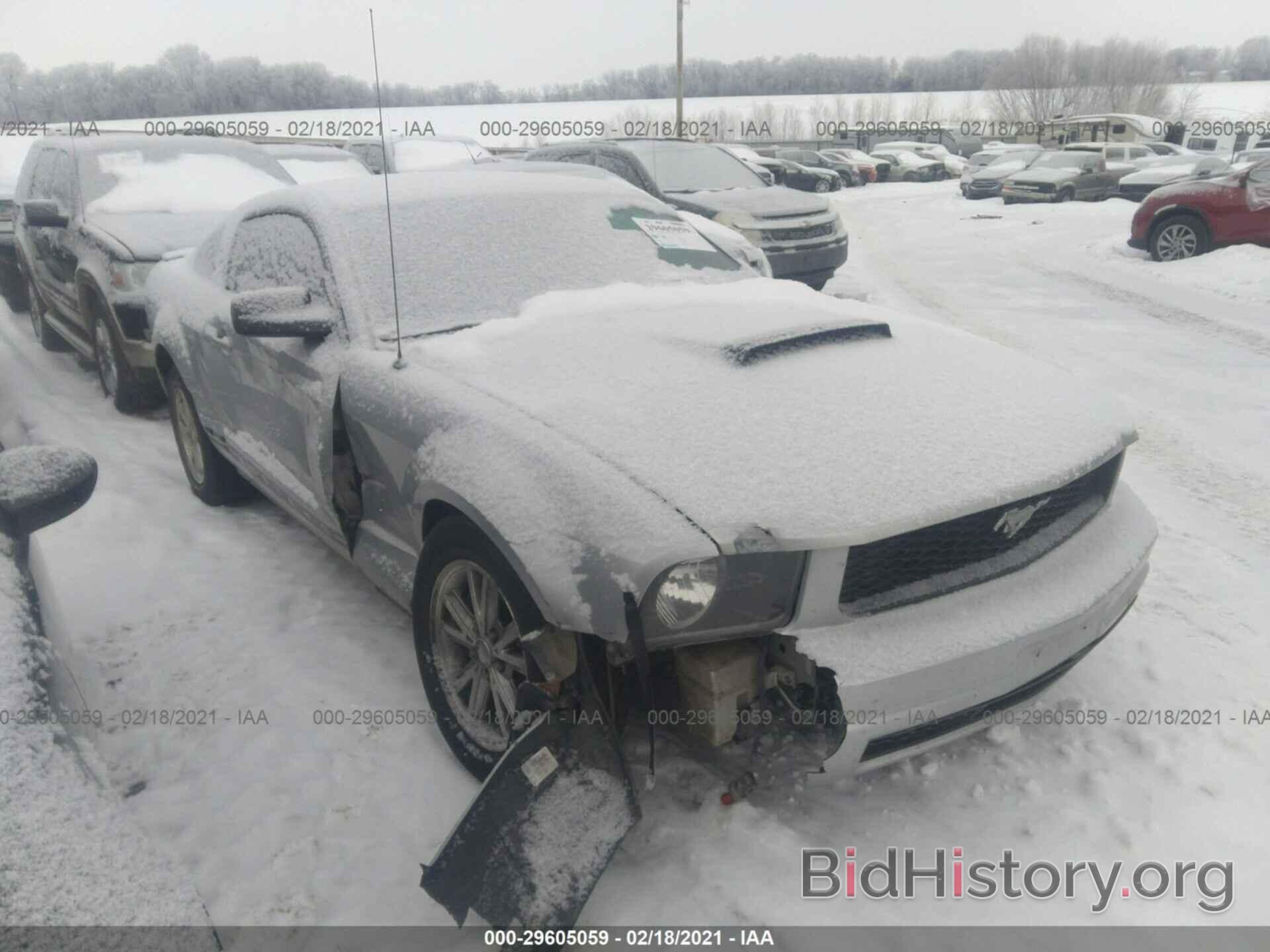 Photo 1ZVFT80NX75298577 - FORD MUSTANG 2007