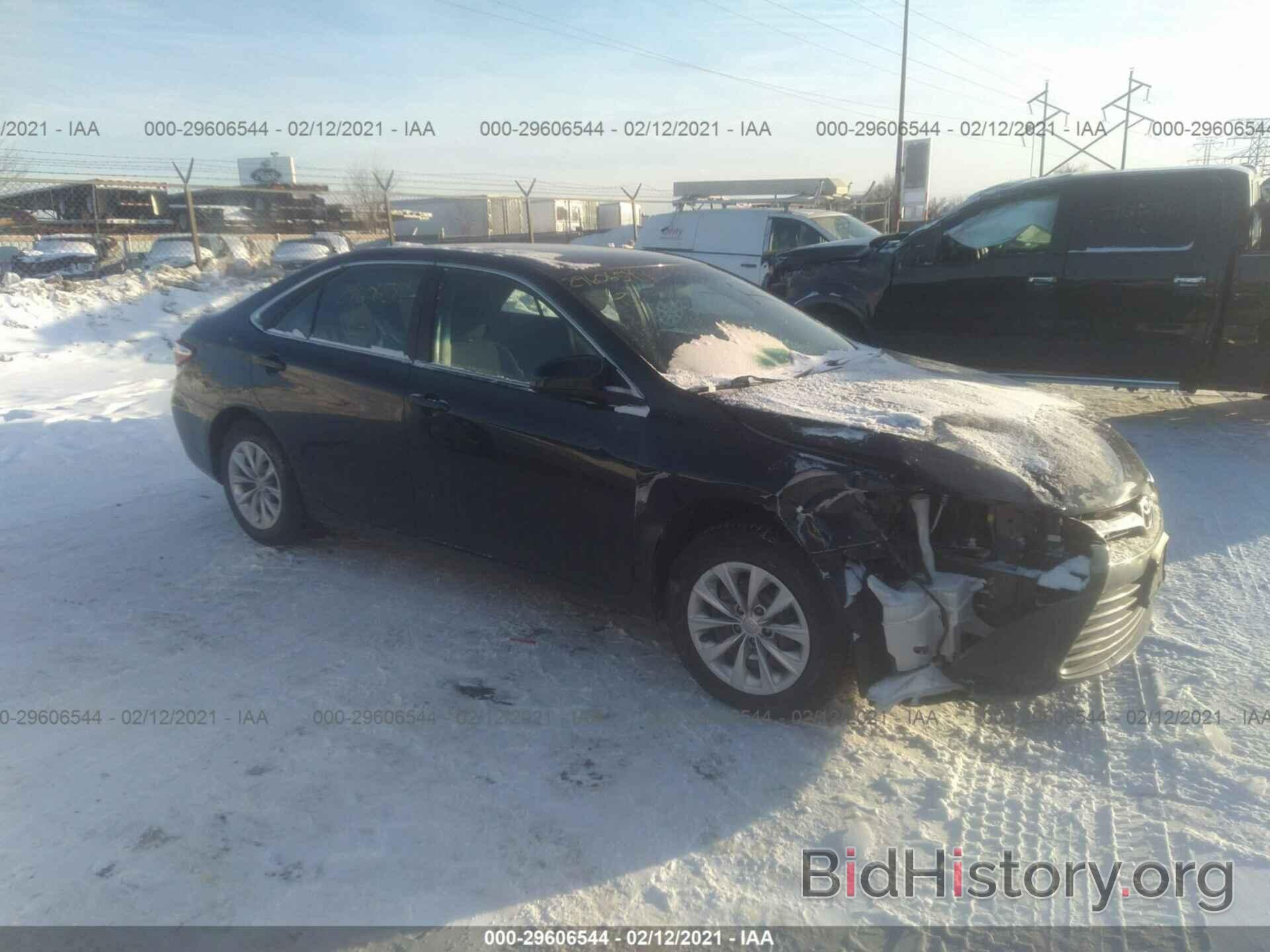 Photo 4T4BF1FK6FR487083 - TOYOTA CAMRY 2015