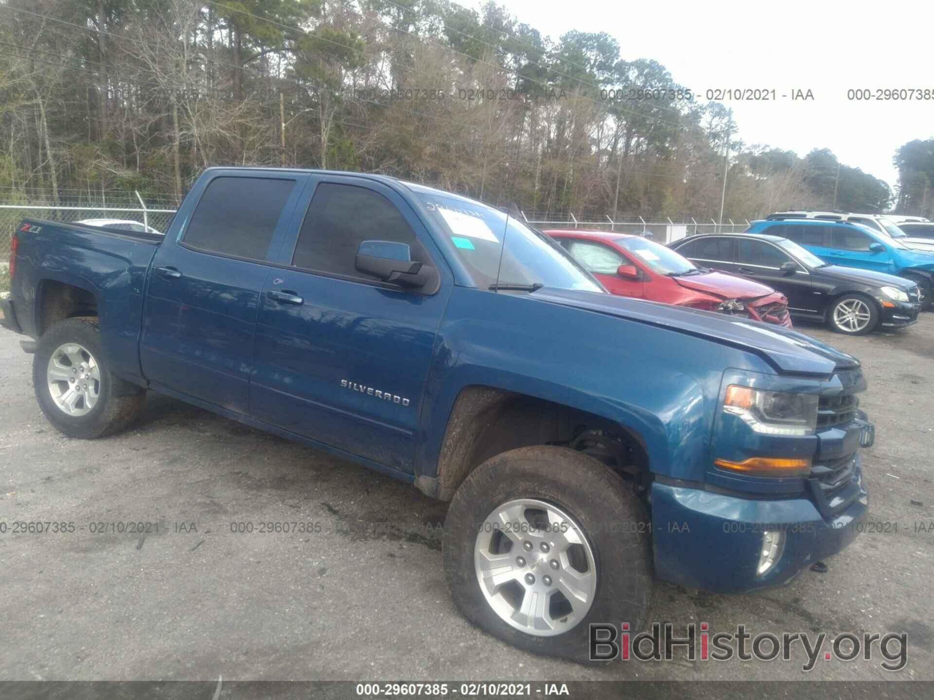 Photo 3GCUKREC9JG208216 - CHEVROLET SILVERADO 1500 2018