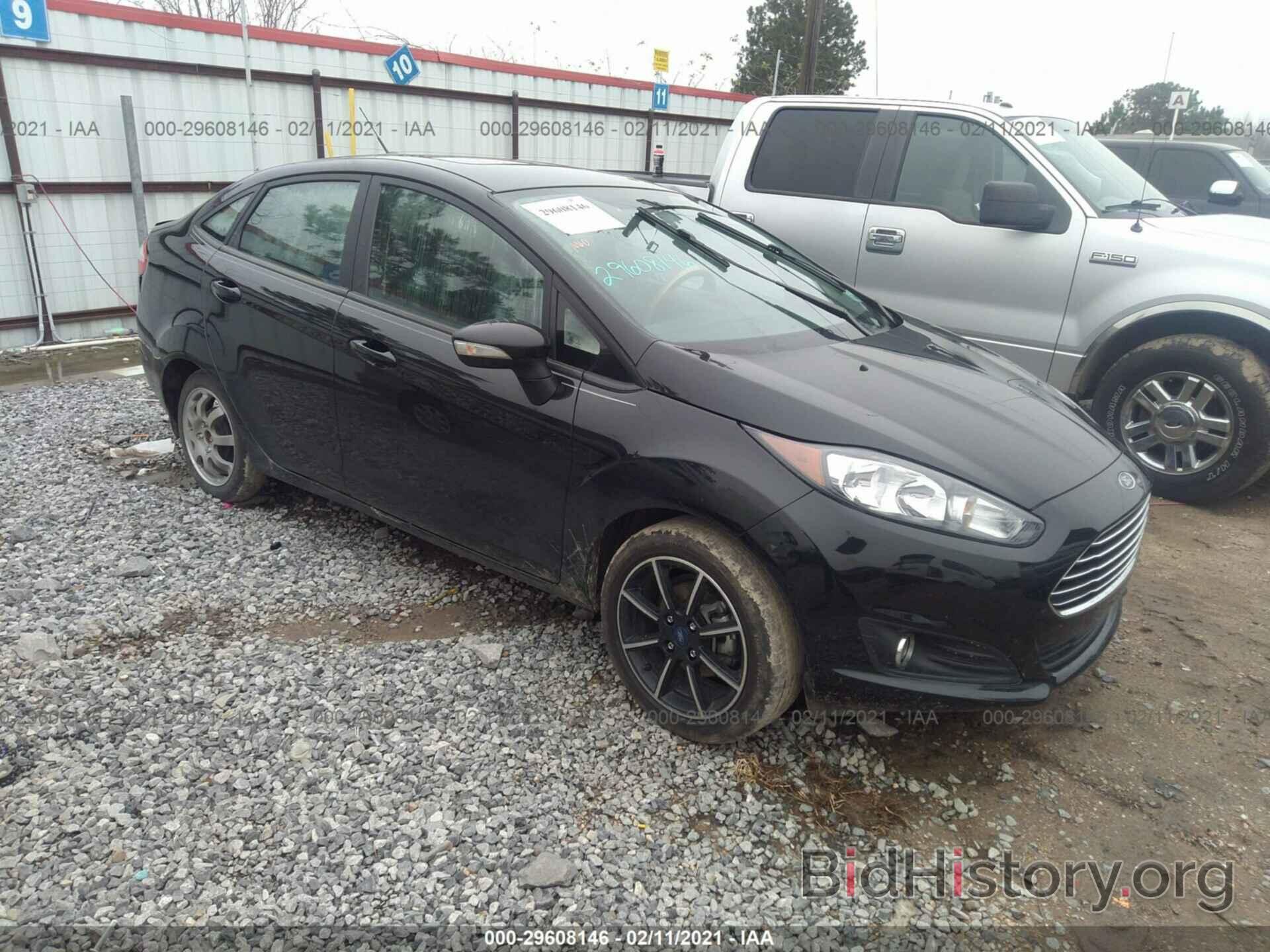 Photo 3FADP4BJ8FM144689 - FORD FIESTA 2015