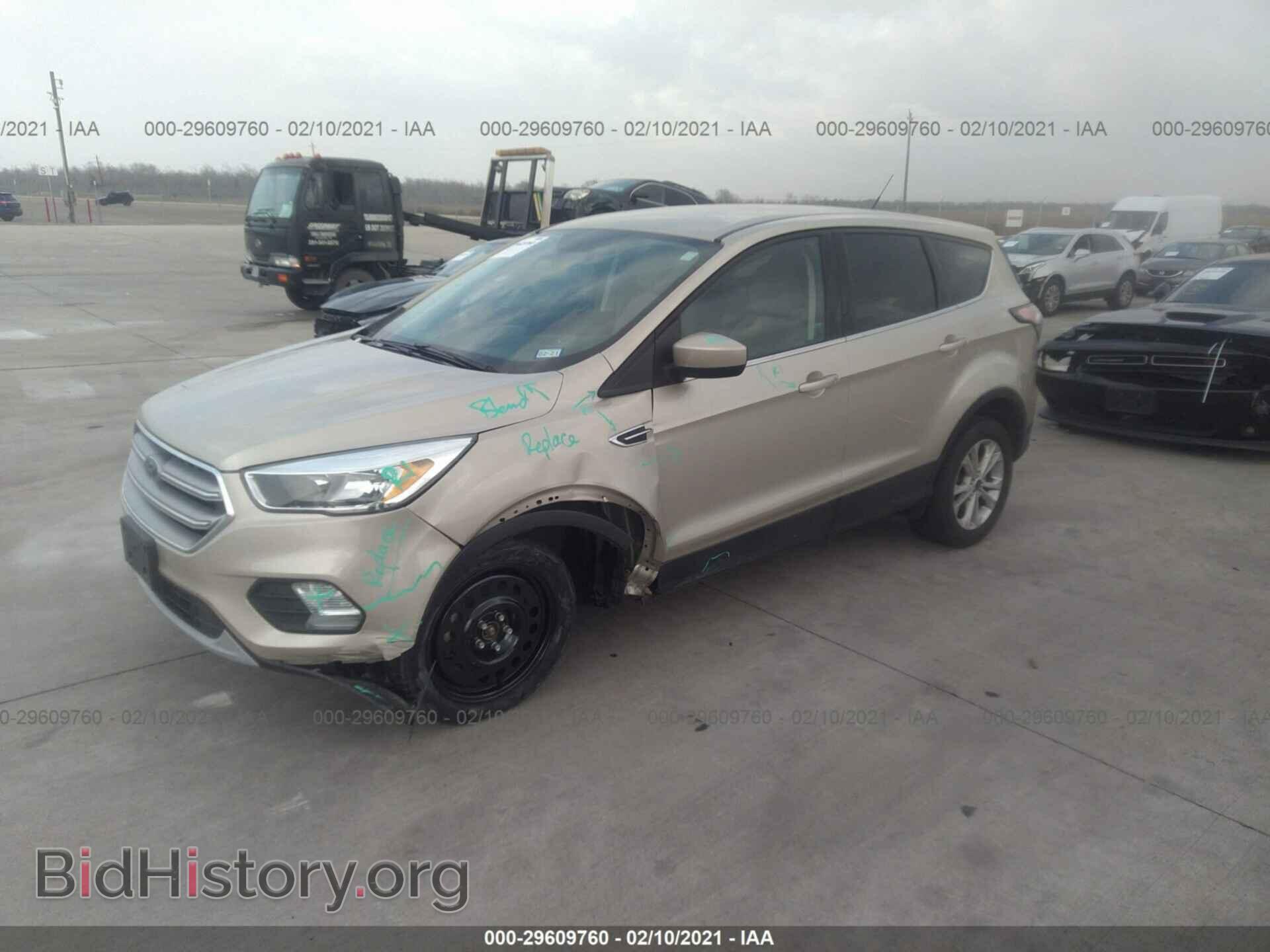 2017 FORD ESCAPE - VIN: 1FMCU0GD0HUC28039 - Photo 2