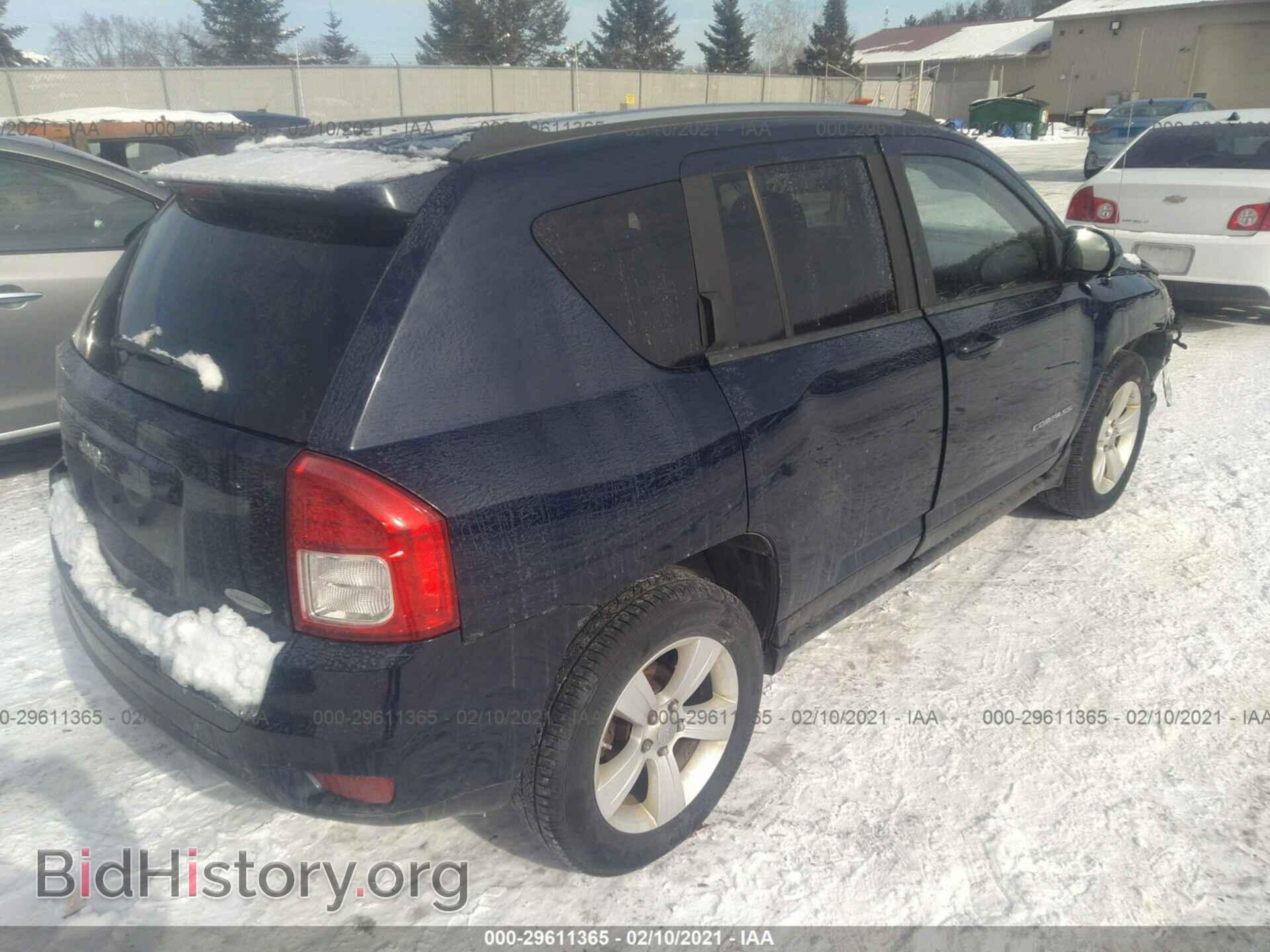 2012 JEEP COMPASS - VIN: 1C4NJDEB5CD611935 - Photo 4