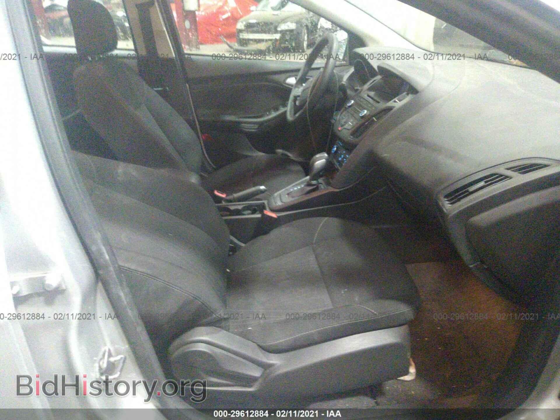 2016 FORD FOCUS - VIN: 1FADP3F20GL369530 - Photo 5