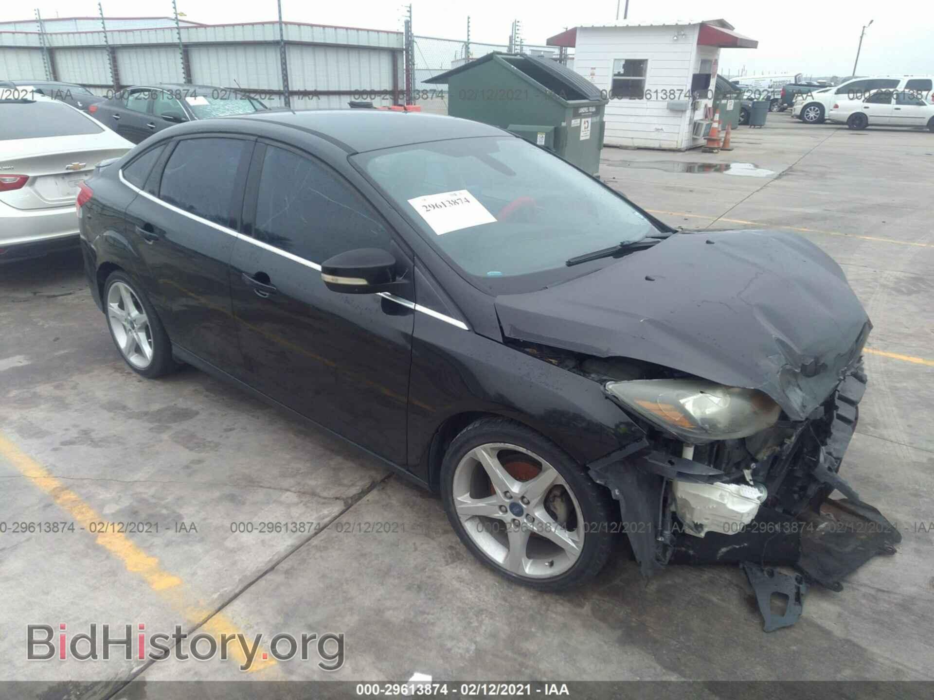Photo 1FAHP3J28CL347438 - FORD FOCUS 2012