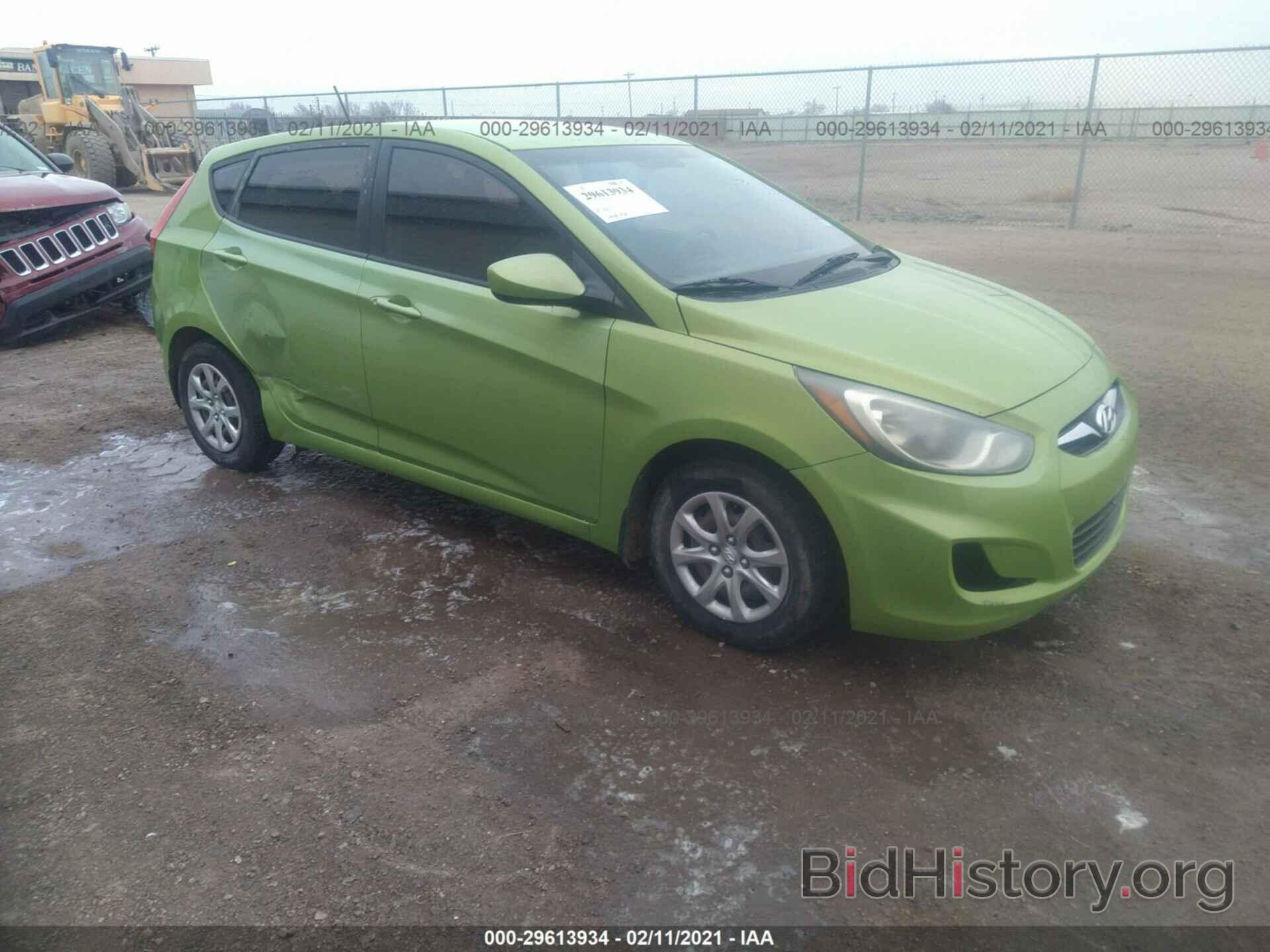 Photo KMHCT5AE5DU081938 - HYUNDAI ACCENT 2013