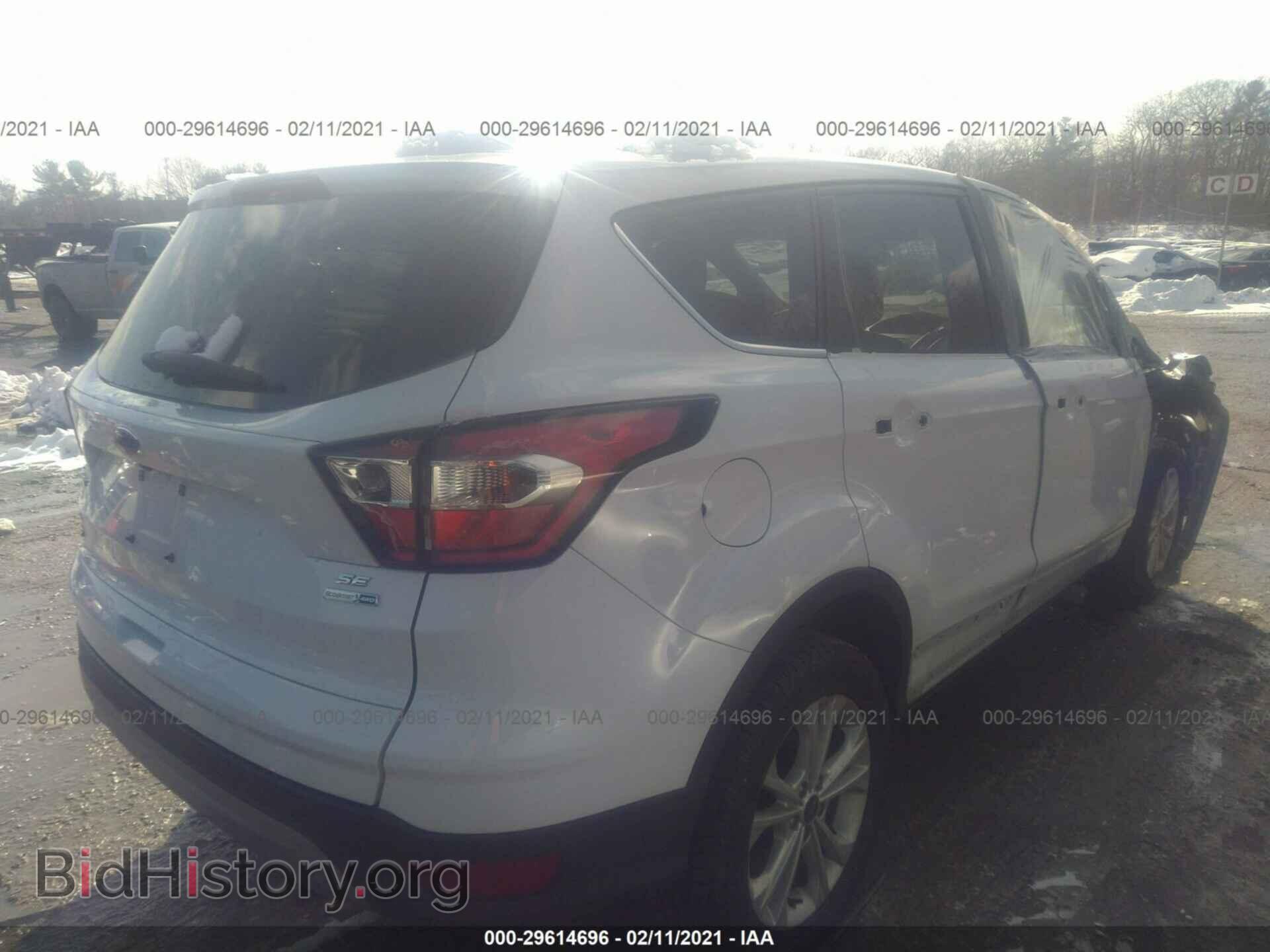 2017 FORD ESCAPE - VIN: 1FMCU9GD9HUB82246 - Фото 4