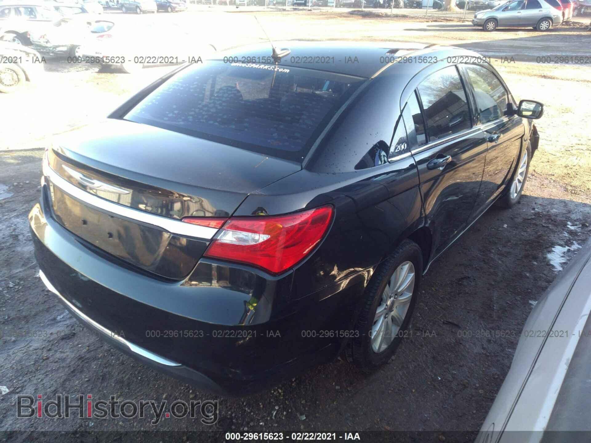 2013 CHRYSLER 200 - VIN: 1C3CCBBB9DN737967 - Photo 4