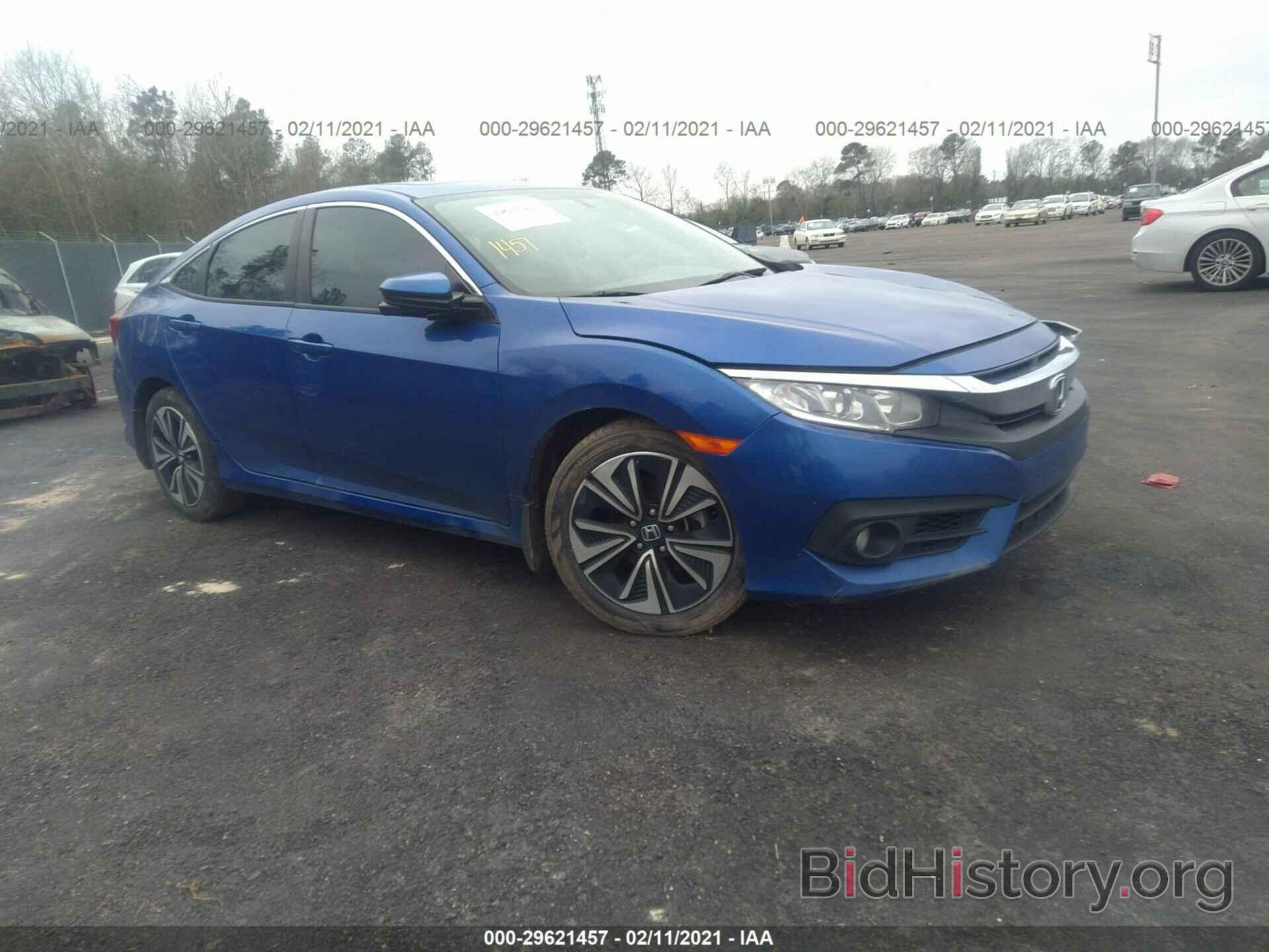 Photo 19XFC1F31GE013057 - HONDA CIVIC SEDAN 2016