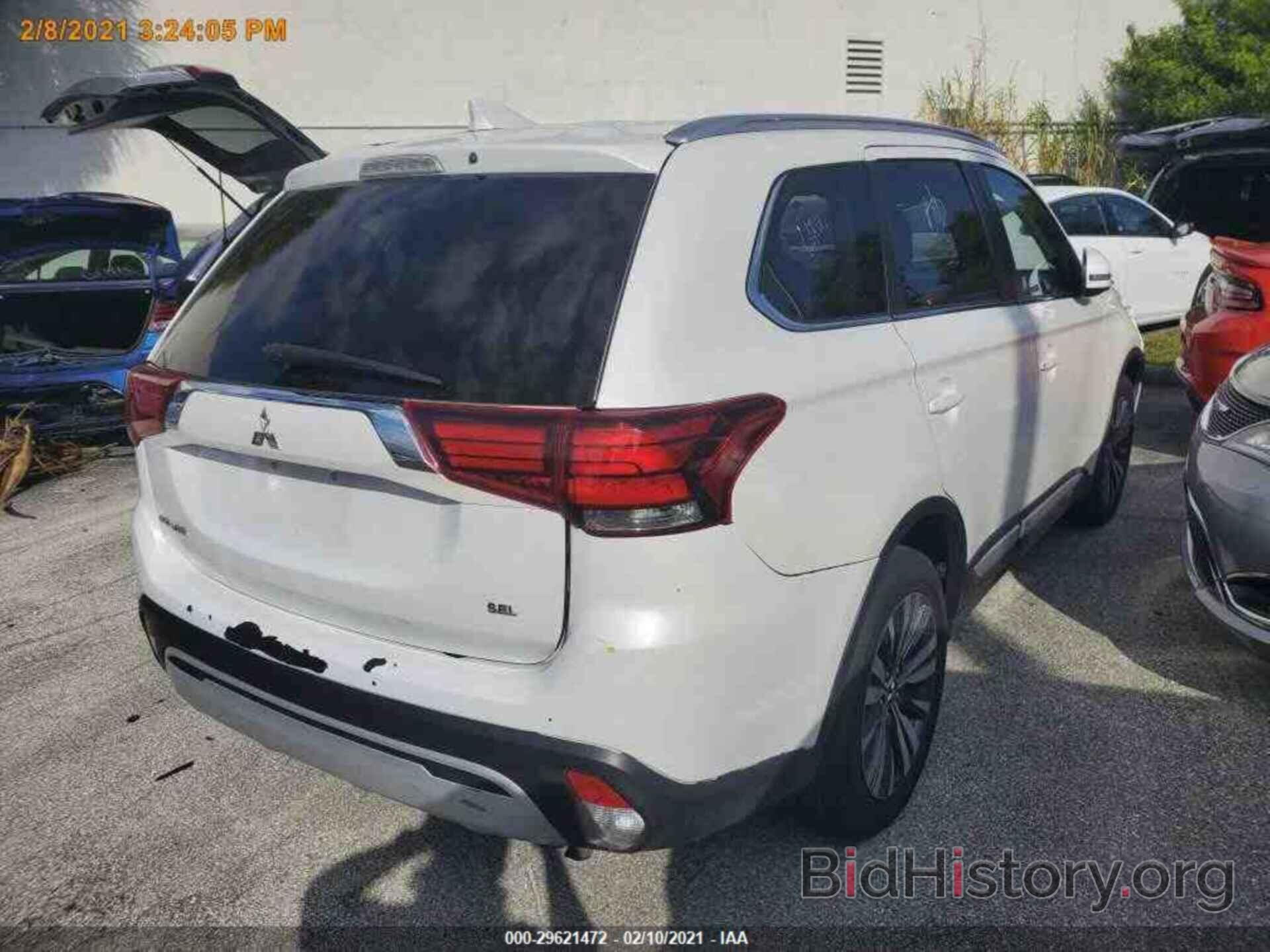 Photo JA4AD3A34LZ018496 - MITSUBISHI OUTLANDER 2020