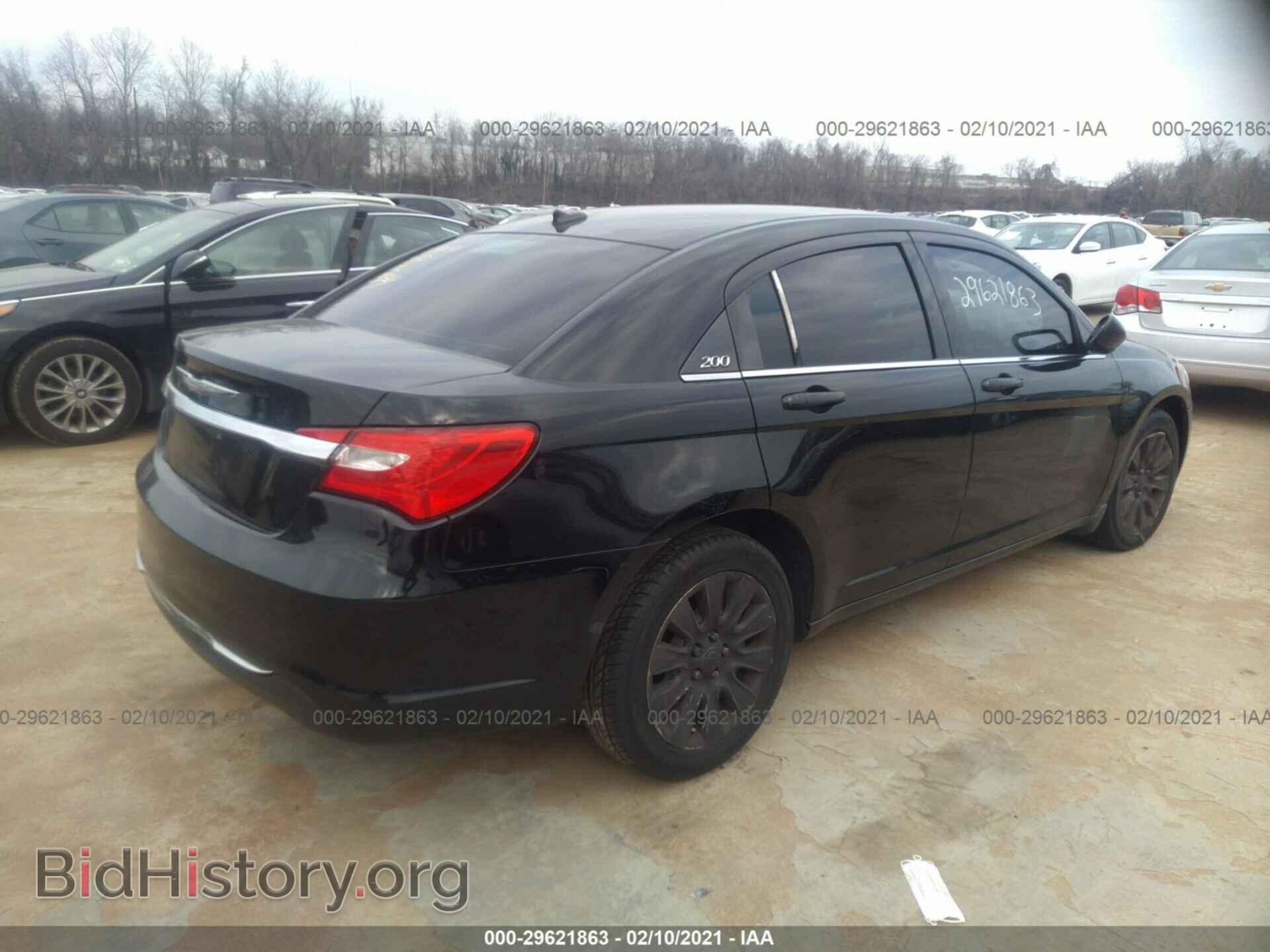 2012 CHRYSLER 200 - VIN: 1C3CCBAB4CN104972 - Photo 4