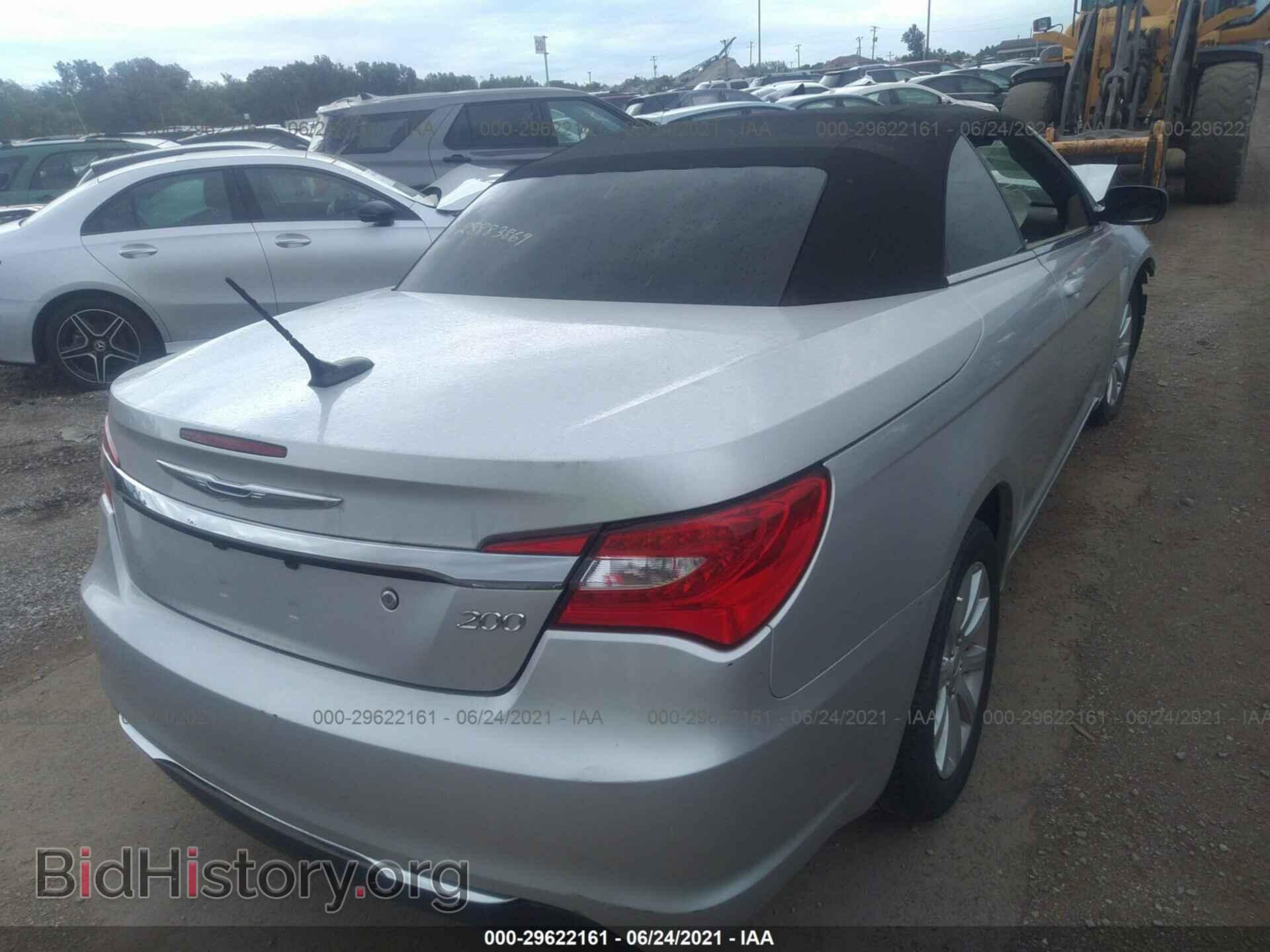 2012 CHRYSLER 200 - VIN: 1C3BCBEB3CN151920 - Фото 4