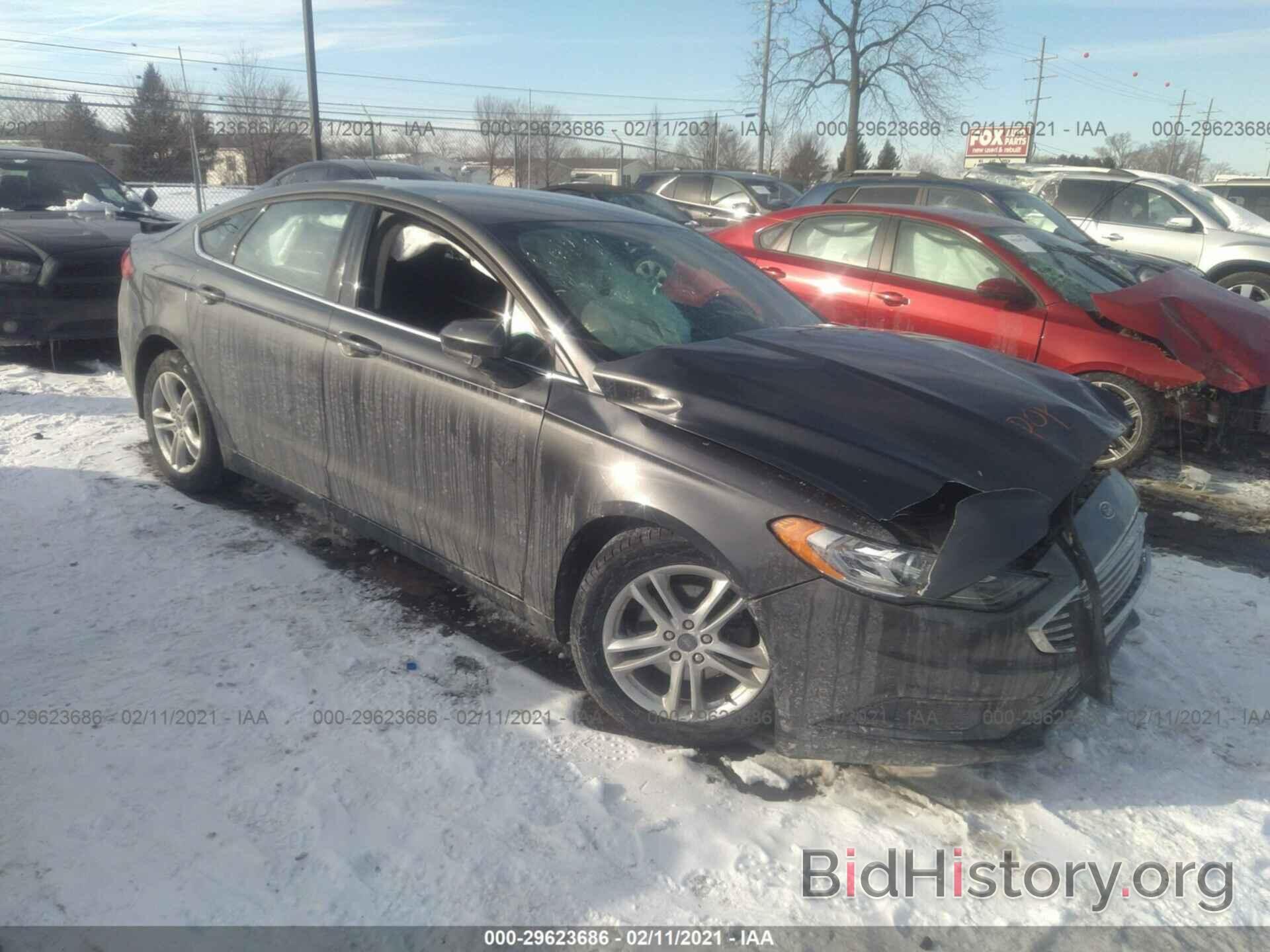 Photo 3FA6P0HD3JR239451 - FORD FUSION 2018