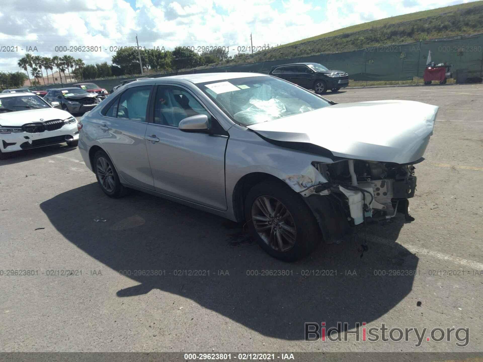 Photo 4T1BF1FK2GU591193 - TOYOTA CAMRY 2016