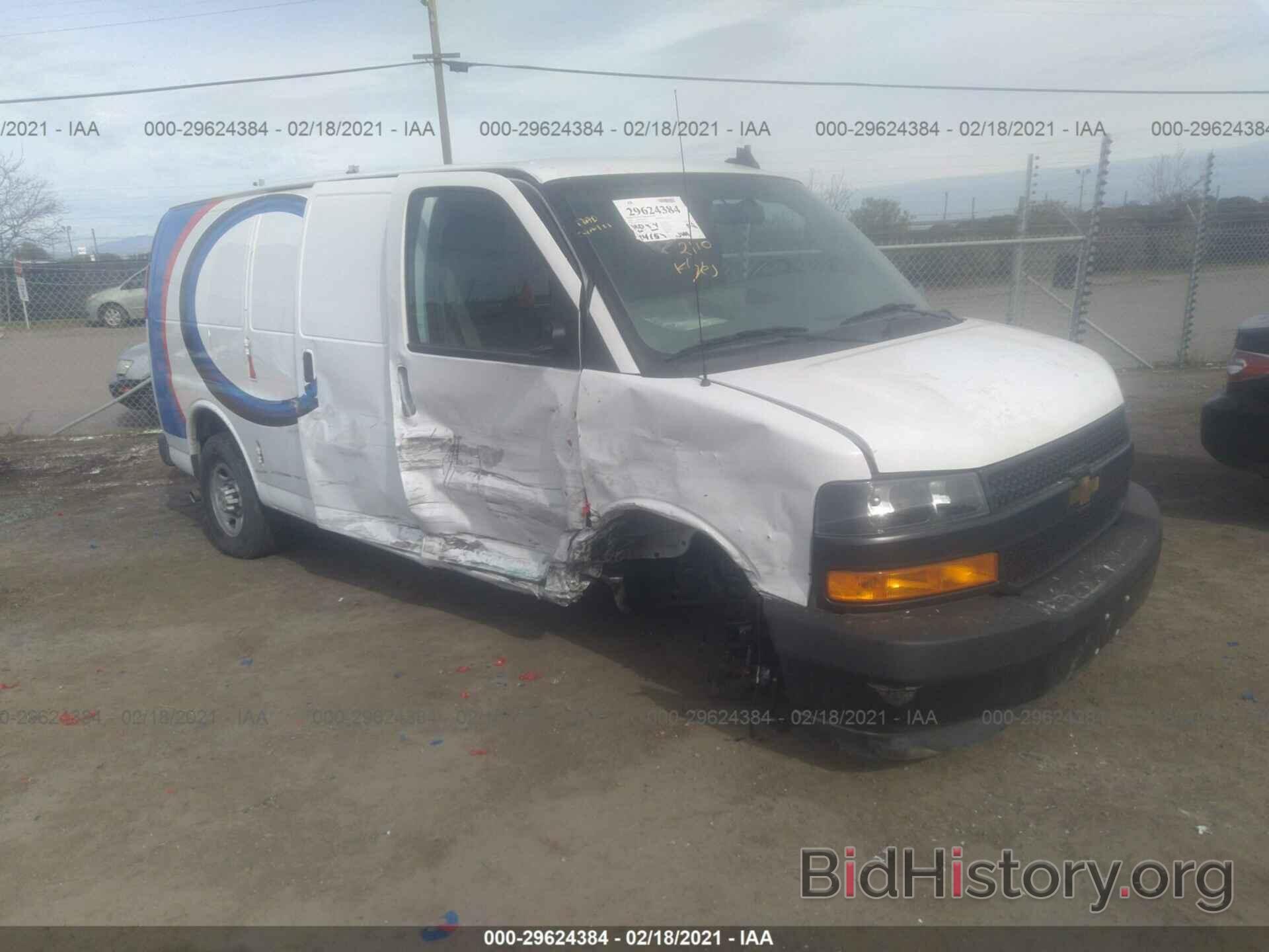 Photo 1GCWGAFP4L1150790 - CHEVROLET EXPRESS CARGO VAN 2020