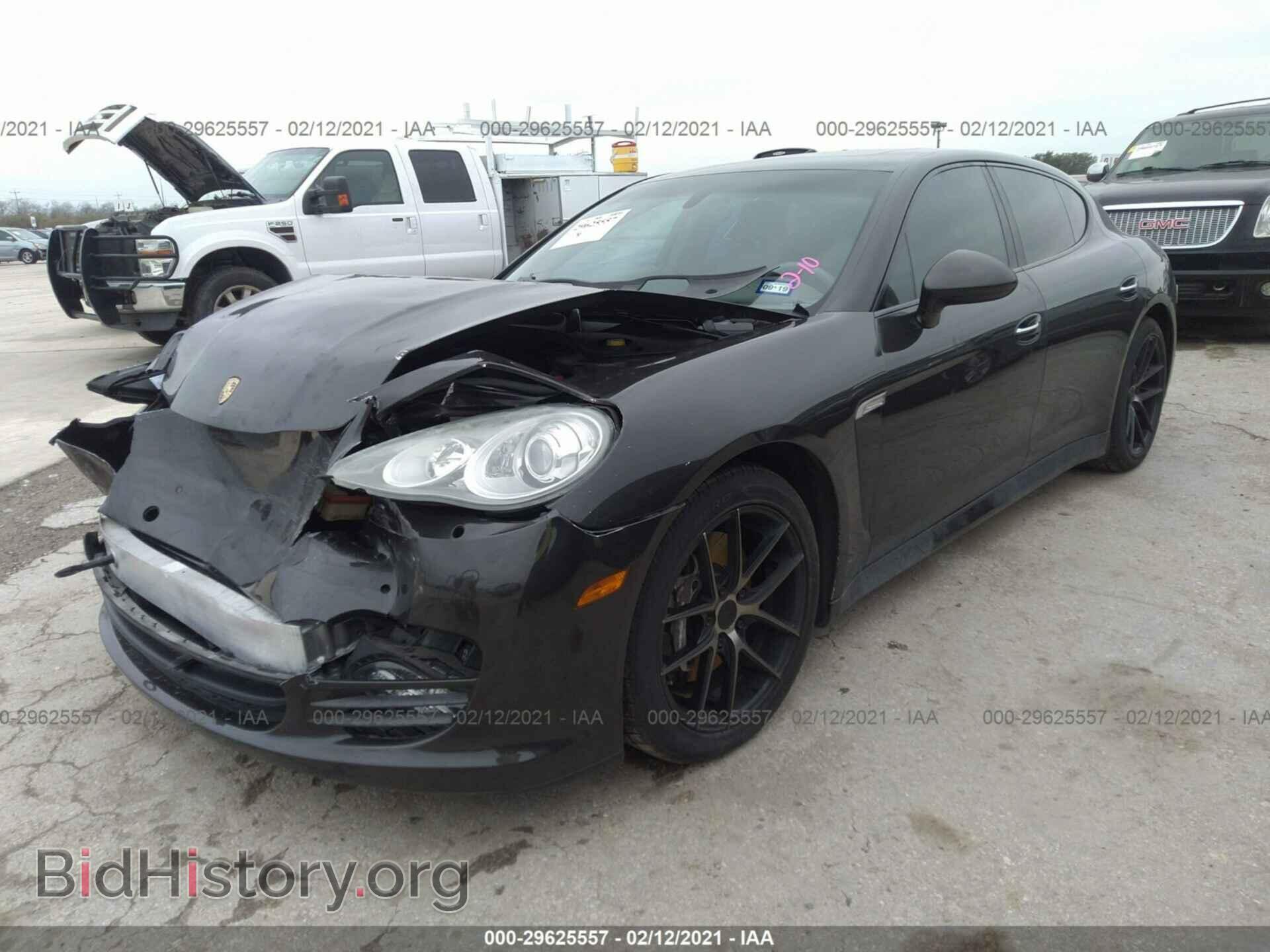 2011 PORSCHE PANAMERA - VIN: WP0AA2A77BL015346 - Фото 2