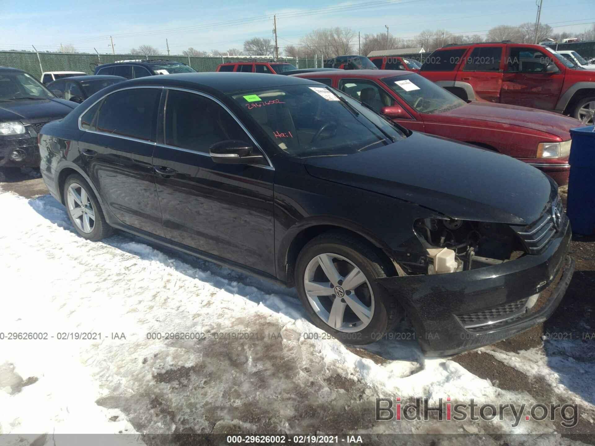 Photo 1VWBH7A30DC012363 - VOLKSWAGEN PASSAT 2013