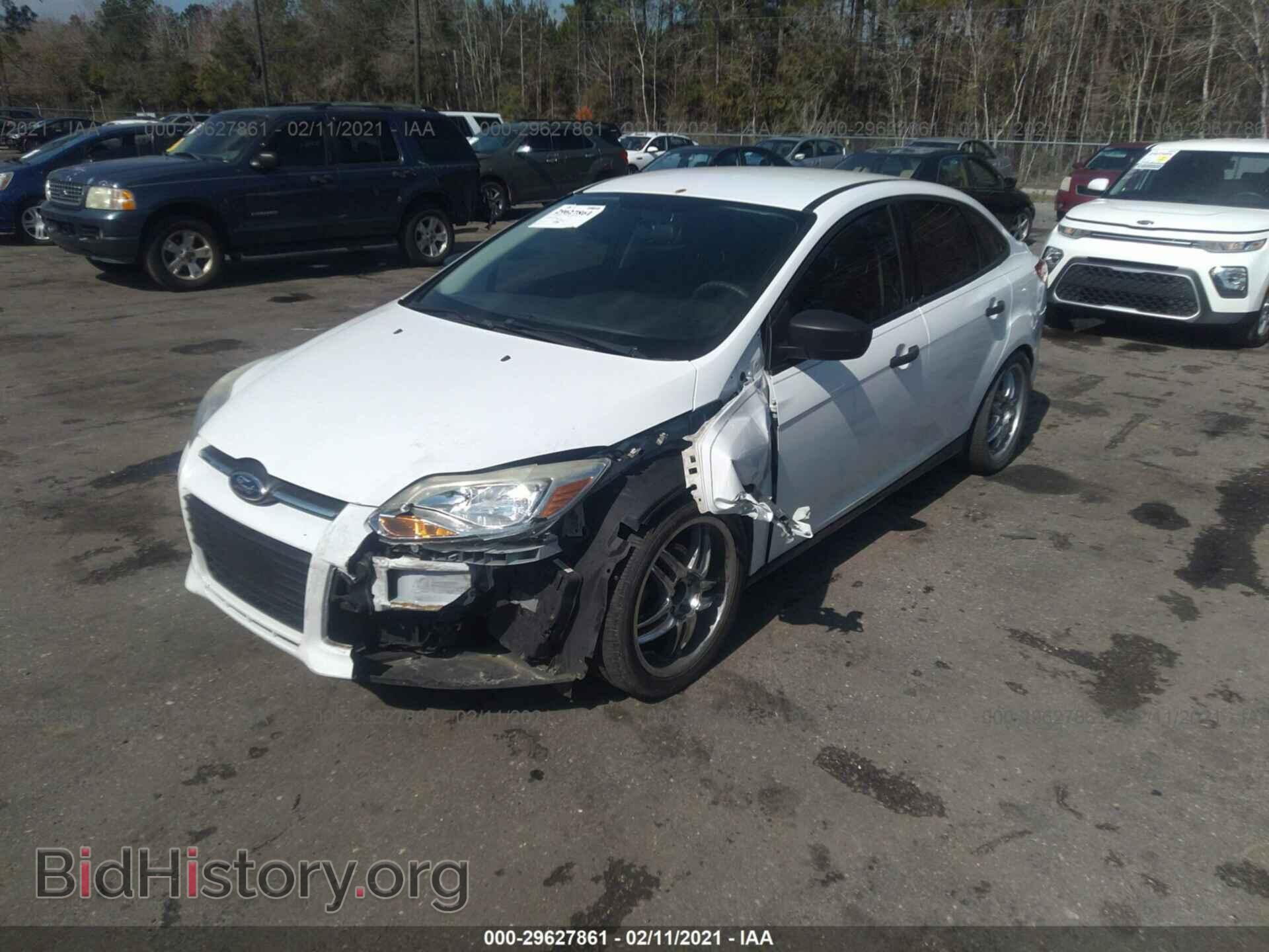 2014 FORD FOCUS - VIN: 1FADP3E26EL165863 - Photo 2