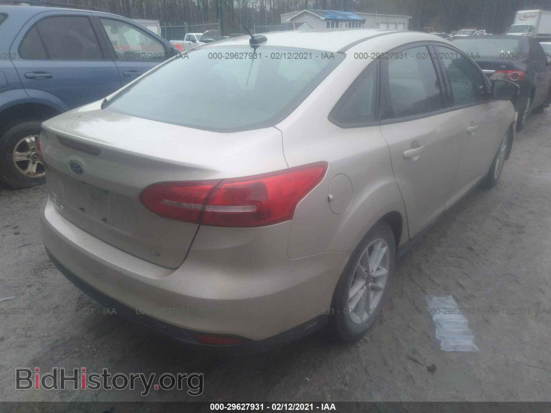 2017 FORD FOCUS - VIN: 1FADP3F2XHL224061 - Фото 4