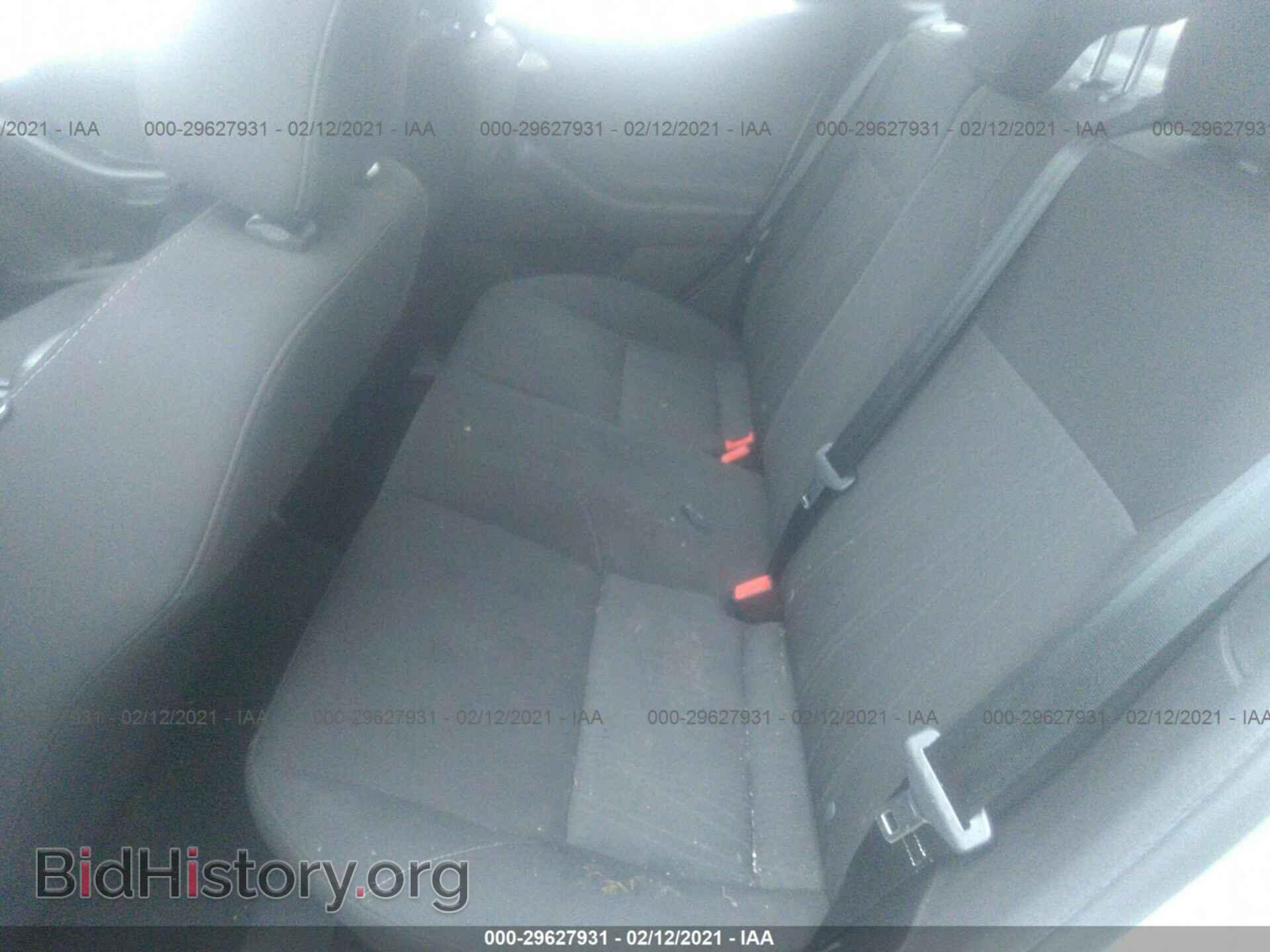 2017 FORD FOCUS - VIN: 1FADP3F2XHL224061 - Фото 8