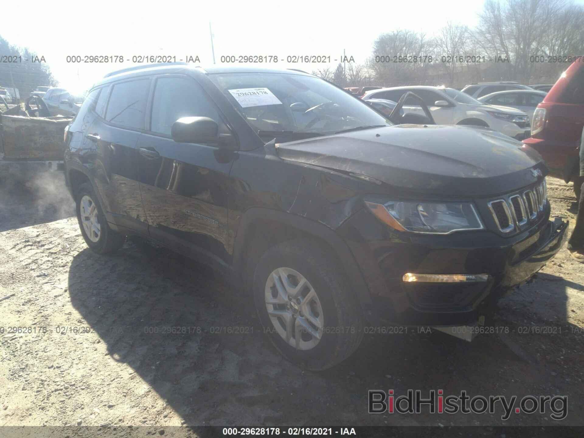 Фотография 3C4NJDAB0JT343308 - JEEP COMPASS 2018