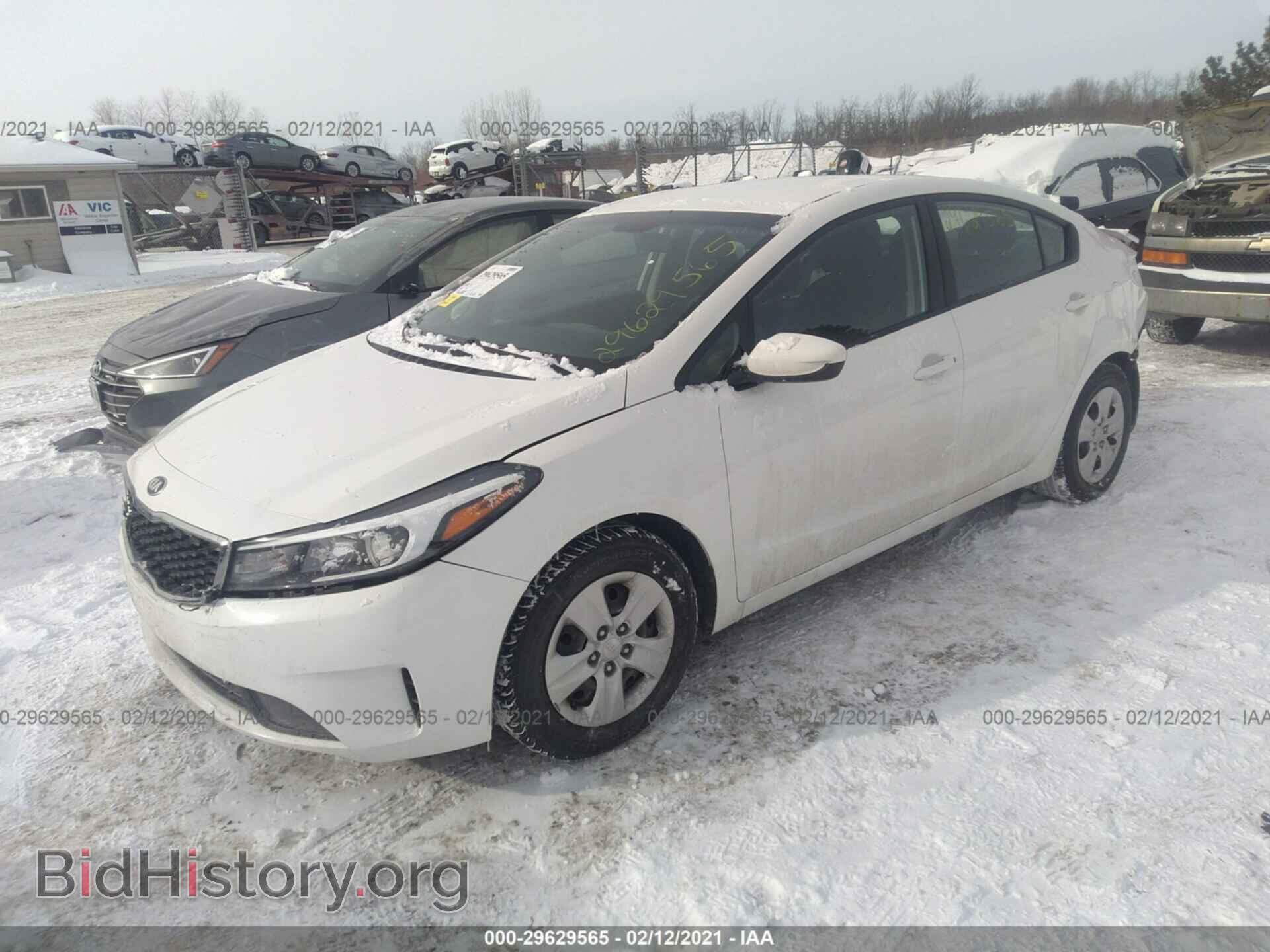 2017 KIA FORTE - VIN: 3KPFK4A78HE095496 - Photo 2