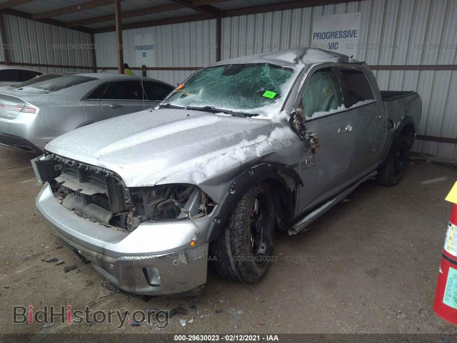 2016 RAM 1500 - VIN: 1C6RR7LM1GS239020 - Фото 2