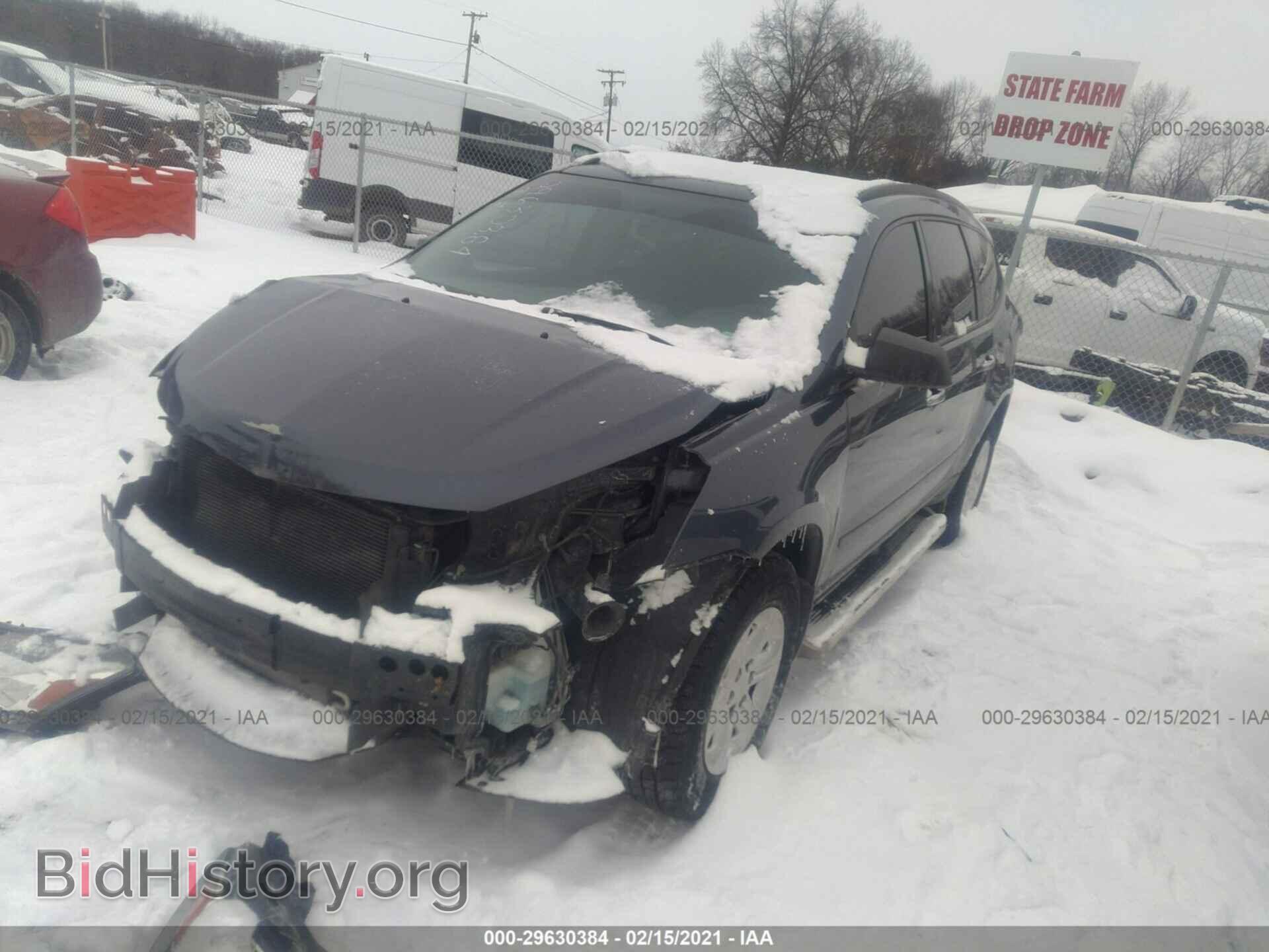 2014 CHEVROLET TRAVERSE - VIN: 1GNKVFED4EJ317443 - Фото 2