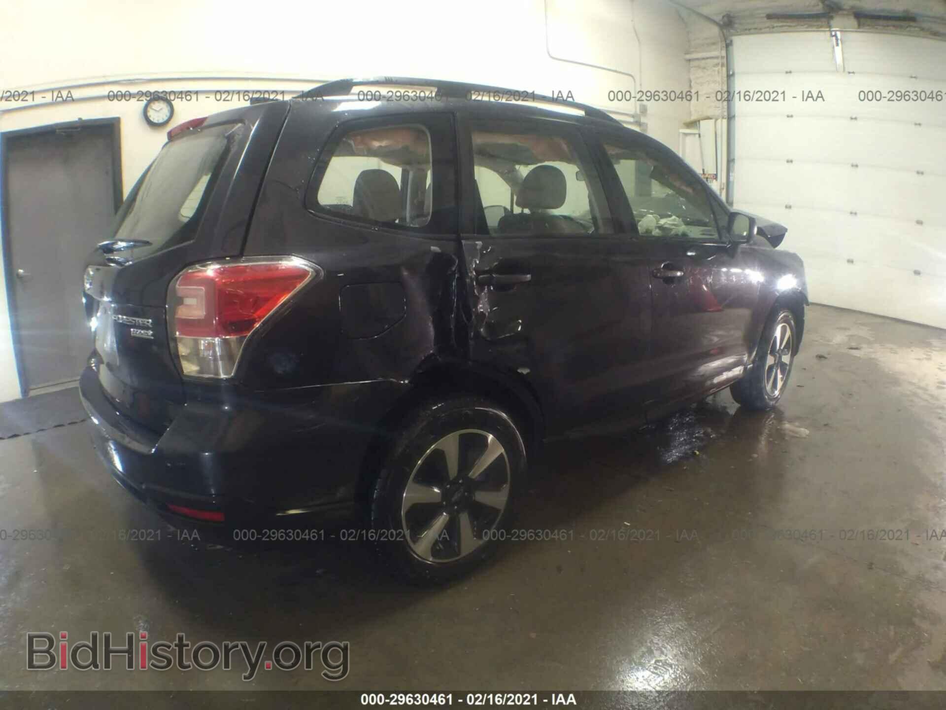 2017 SUBARU FORESTER - VIN: JF2SJABC9HH431924 - Фото 4