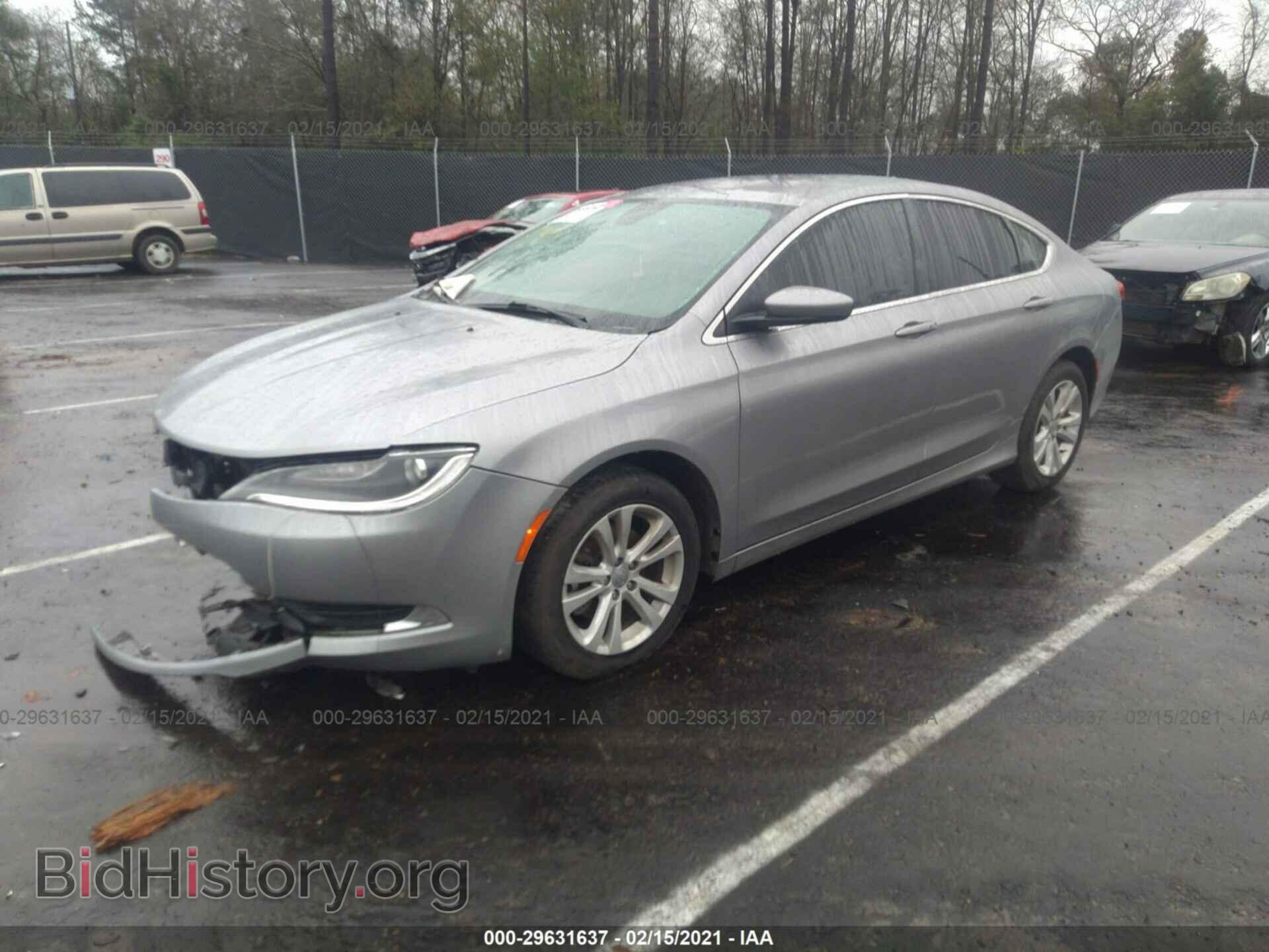2016 CHRYSLER 200 - VIN: 1C3CCCAB5GN183063 - Фото 2