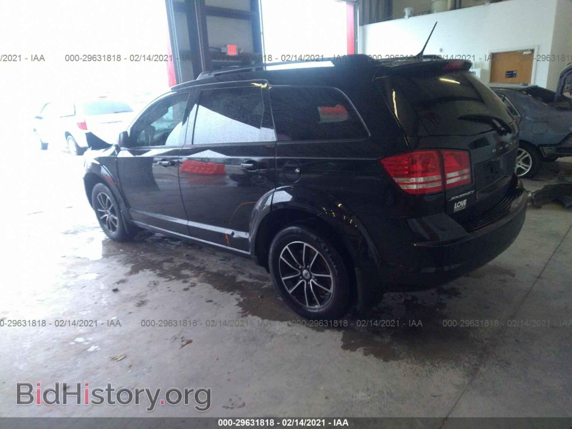 2018 DODGE JOURNEY - VIN: 3C4PDCAB0JT236575 - Фото 3