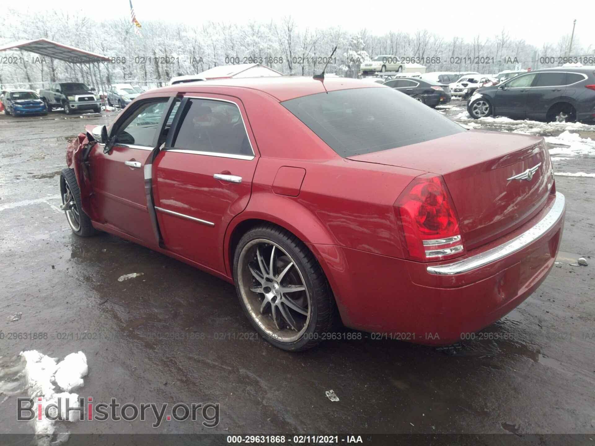 2008 CHRYSLER 300 - VIN: 2C3KA63H68H335916 - Фото 3