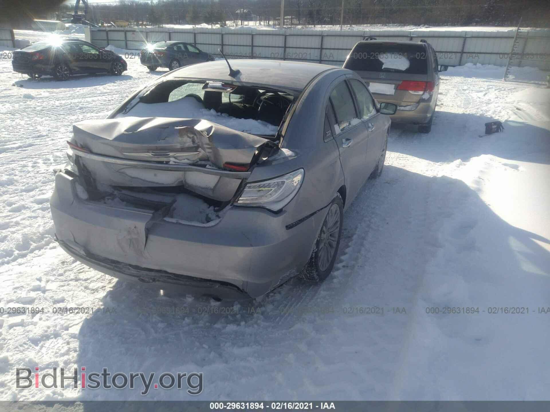 2013 CHRYSLER 200 - VIN: 1C3CCBCG9DN514256 - Фото 4