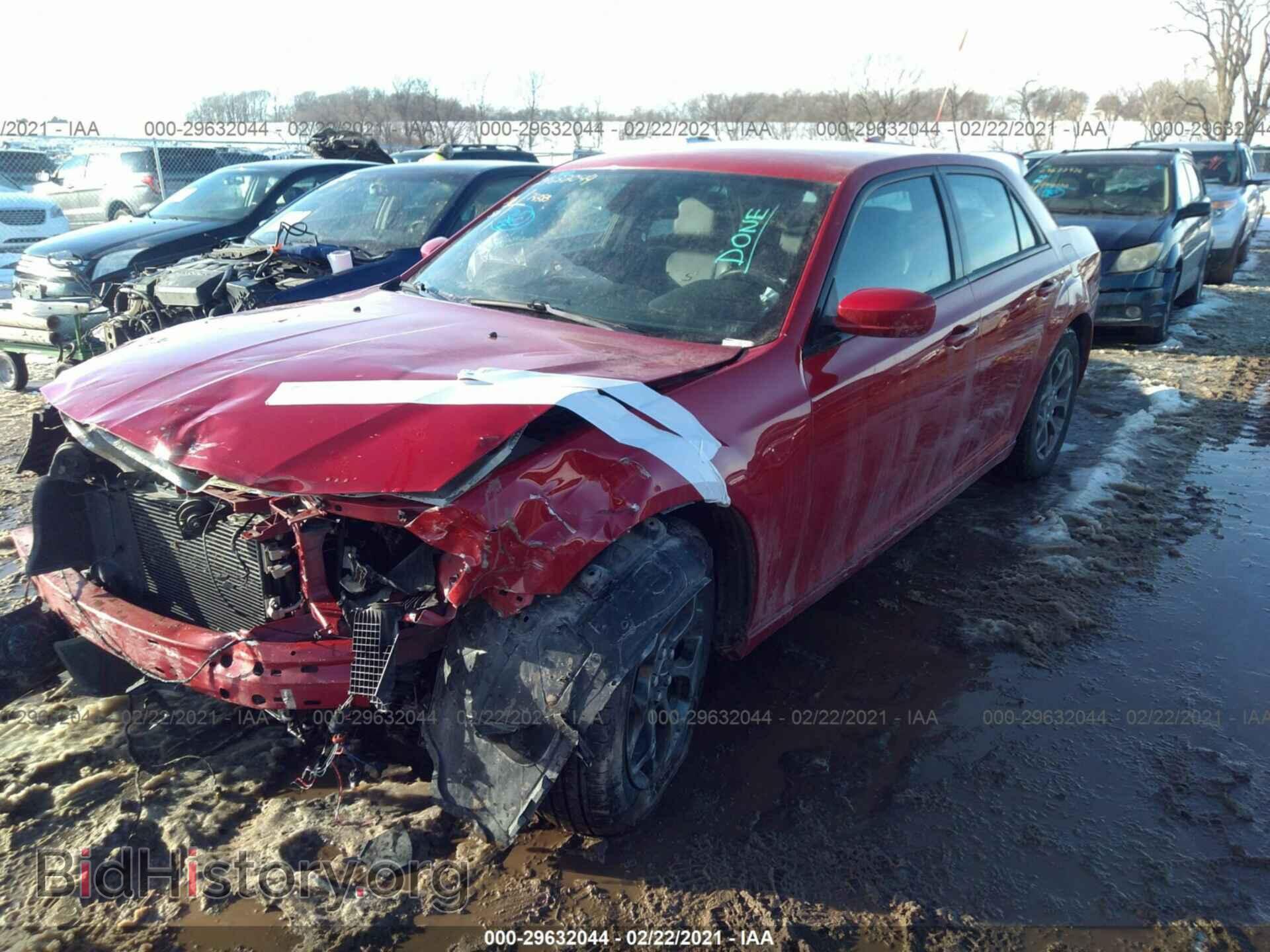 2015 CHRYSLER 300 - VIN: 2C3CCAGG8FH793036 - Фото 2