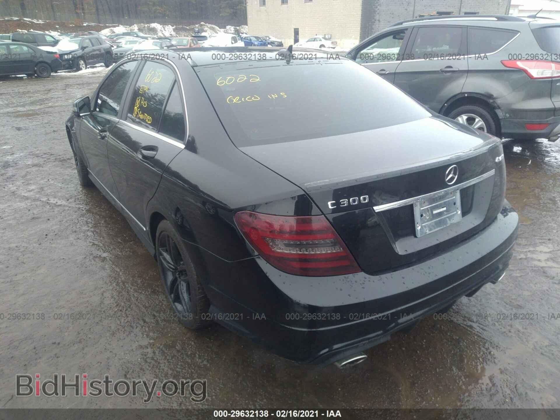 2012 MERCEDES-BENZ C-CLASS - VIN: WDDGF8BB6CR201224 - Фото 3
