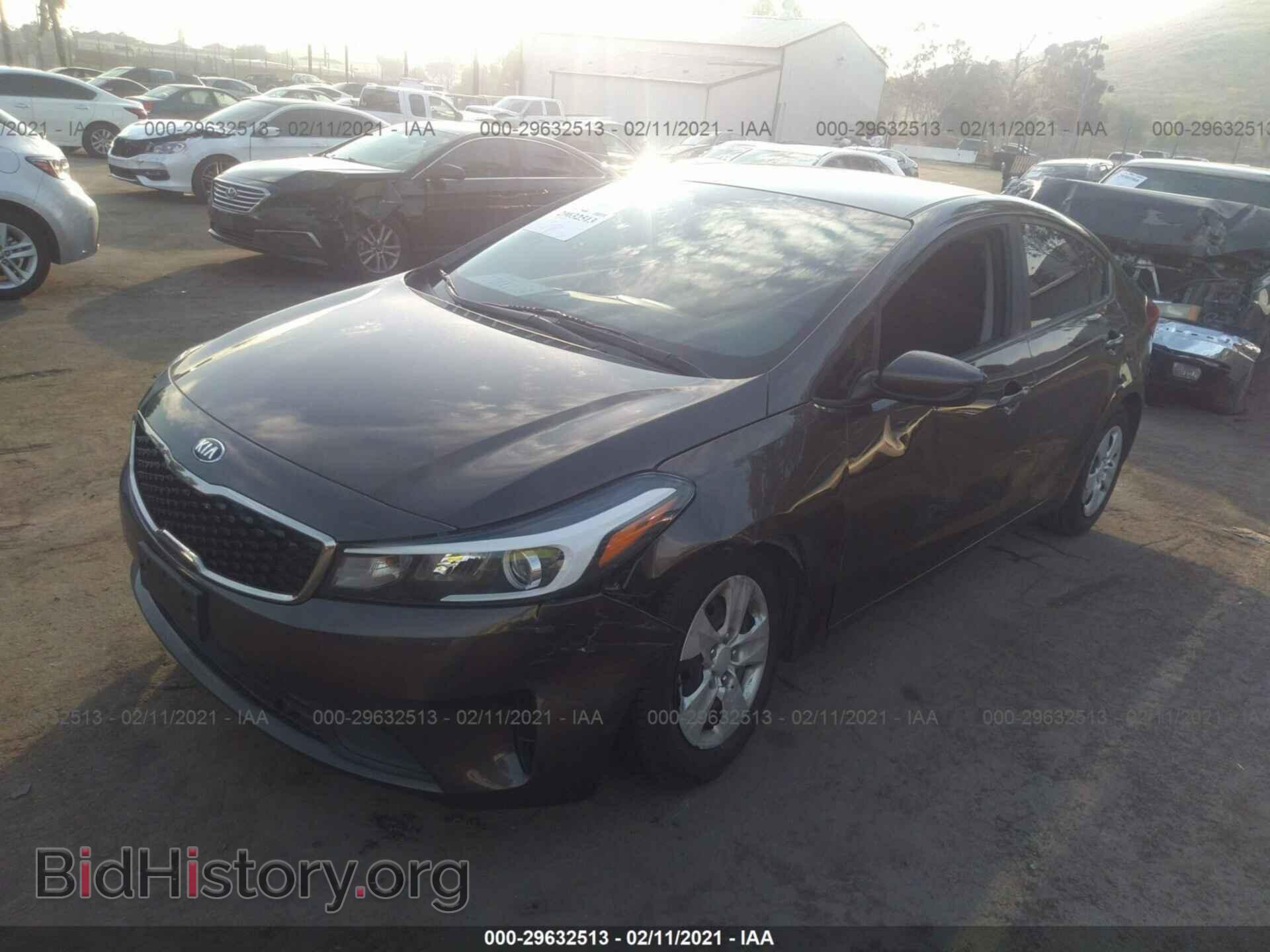 2017 KIA FORTE - VIN: 3KPFK4A76HE135428 - Фото 2