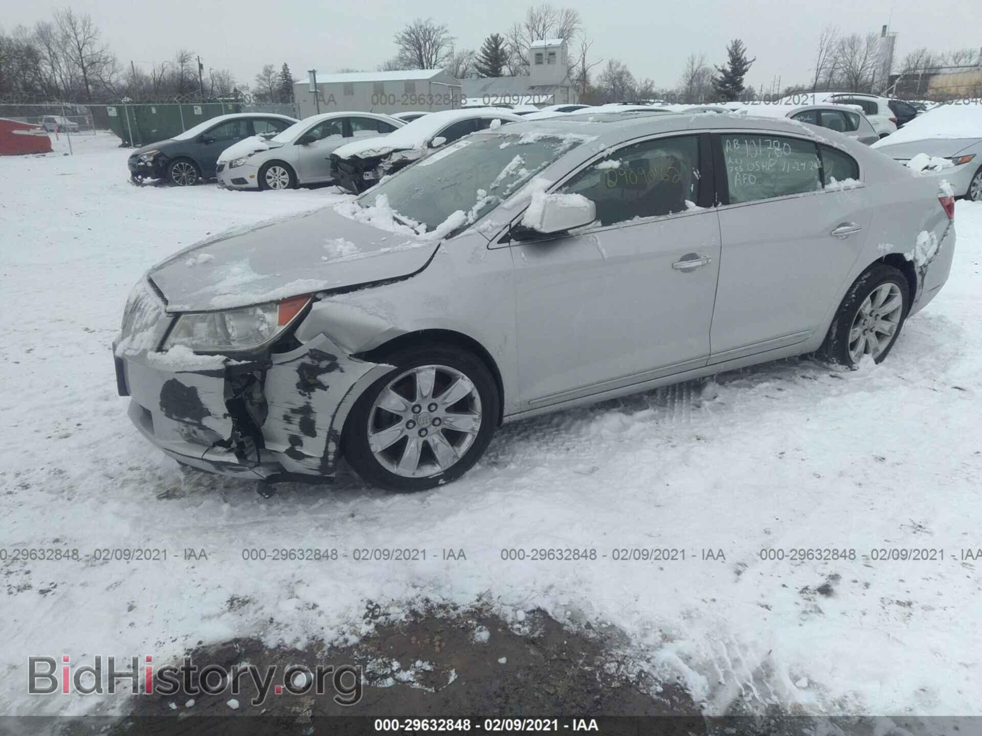 2011 BUICK LACROSSE - VIN: 1G4GC5ED8BF216608 - Фото 2