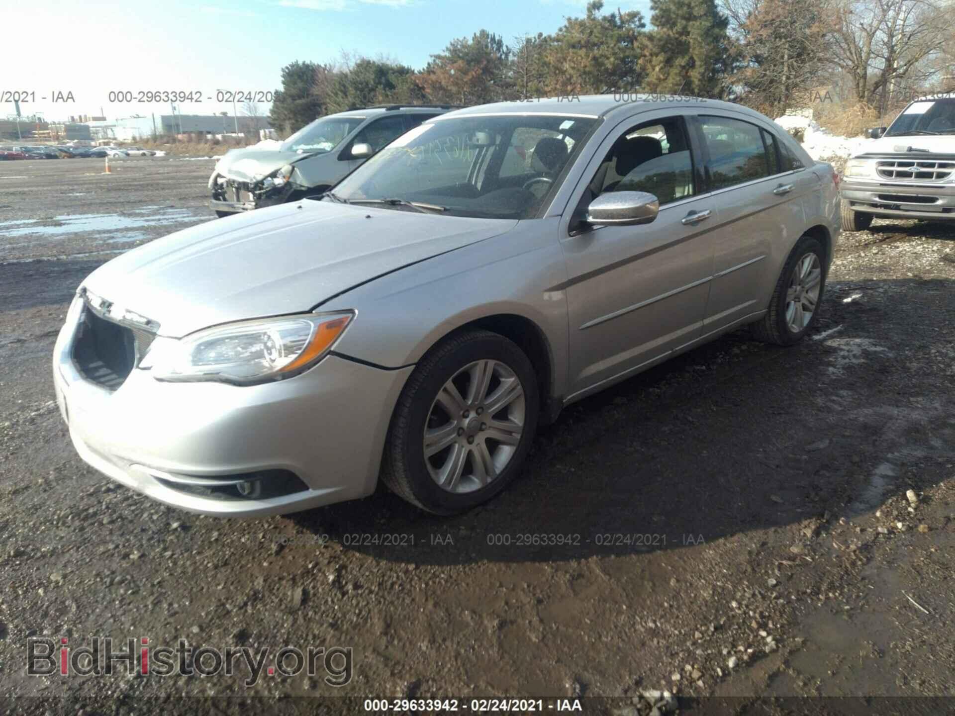 2012 CHRYSLER 200 - VIN: 1C3CCBCB5CN200915 - Photo 2