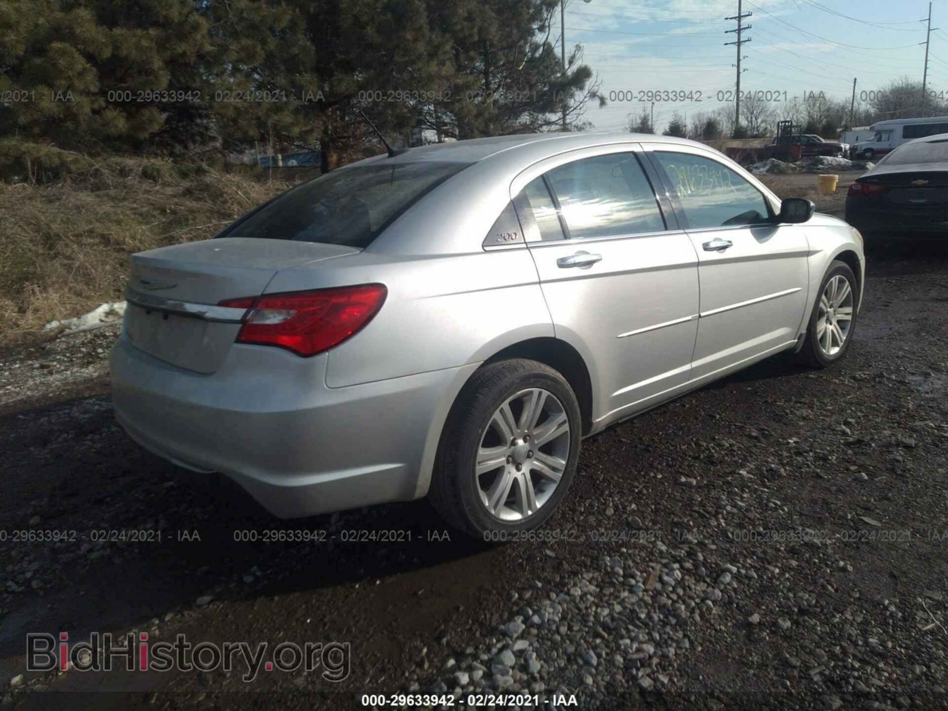 2012 CHRYSLER 200 - VIN: 1C3CCBCB5CN200915 - Photo 4