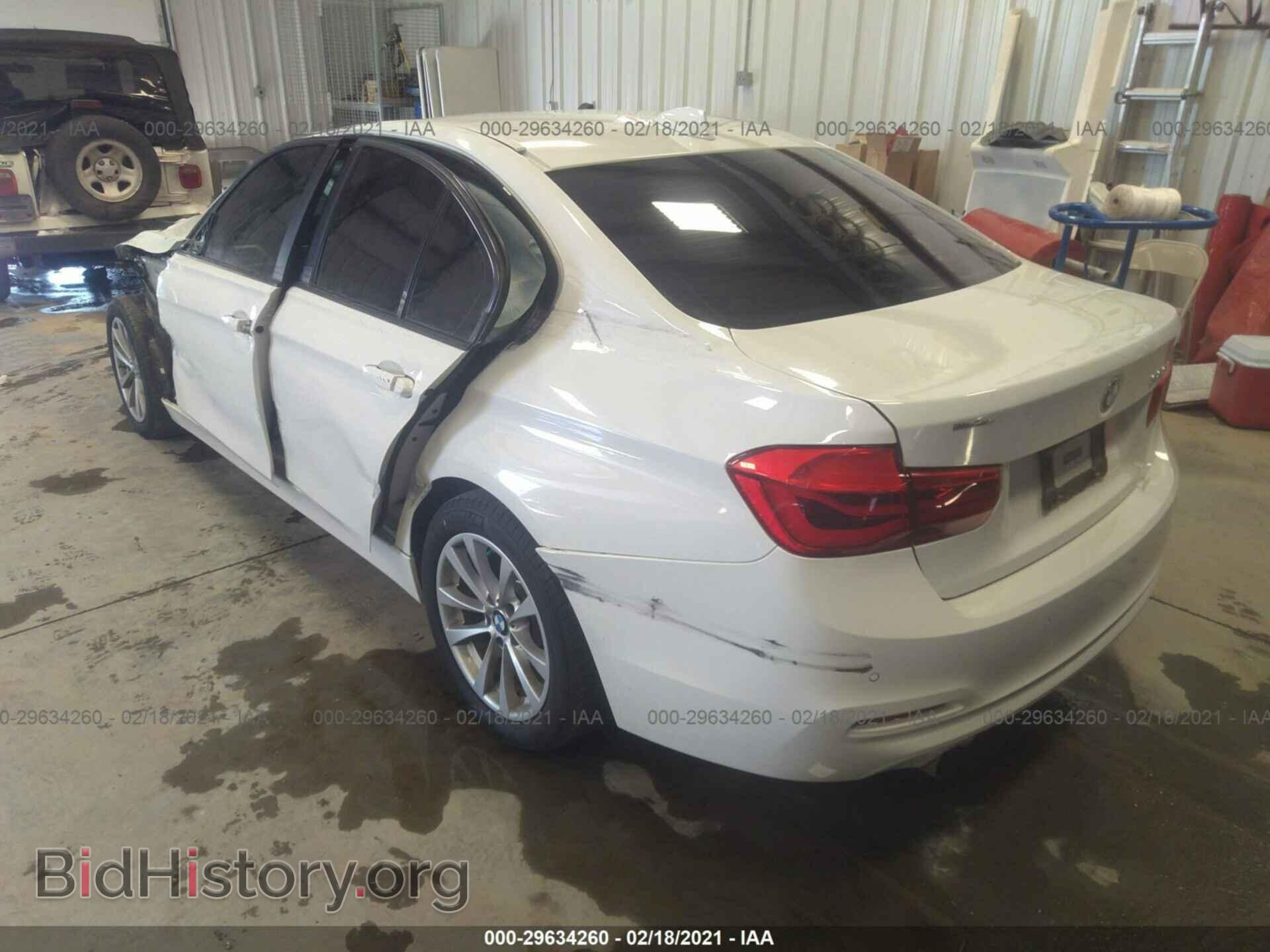 2016 BMW 3 SERIES - VIN: WBA8A9C51GK615857 - Фото 3